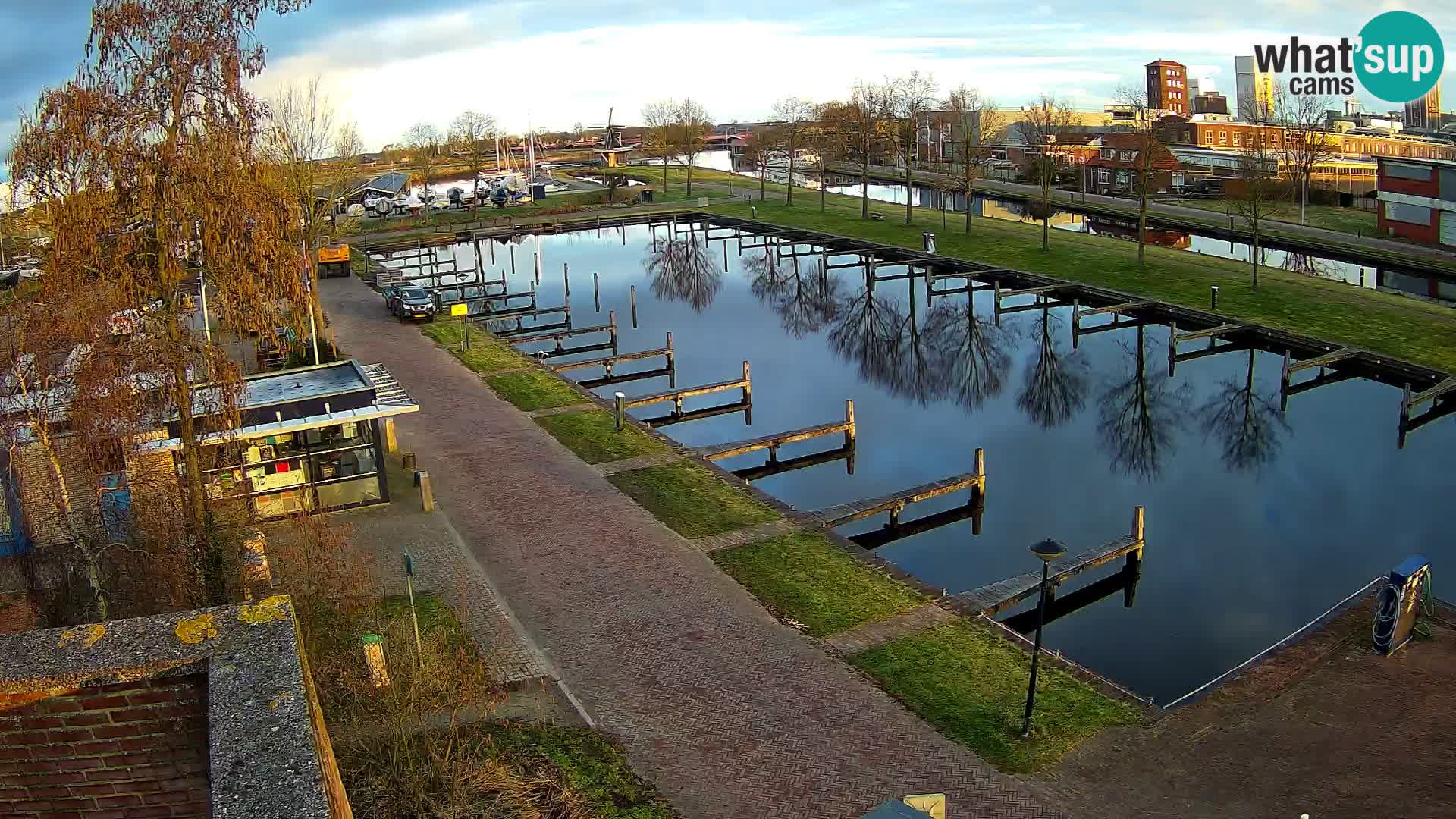 Camera en vivo Joure puerto – Molino de viento