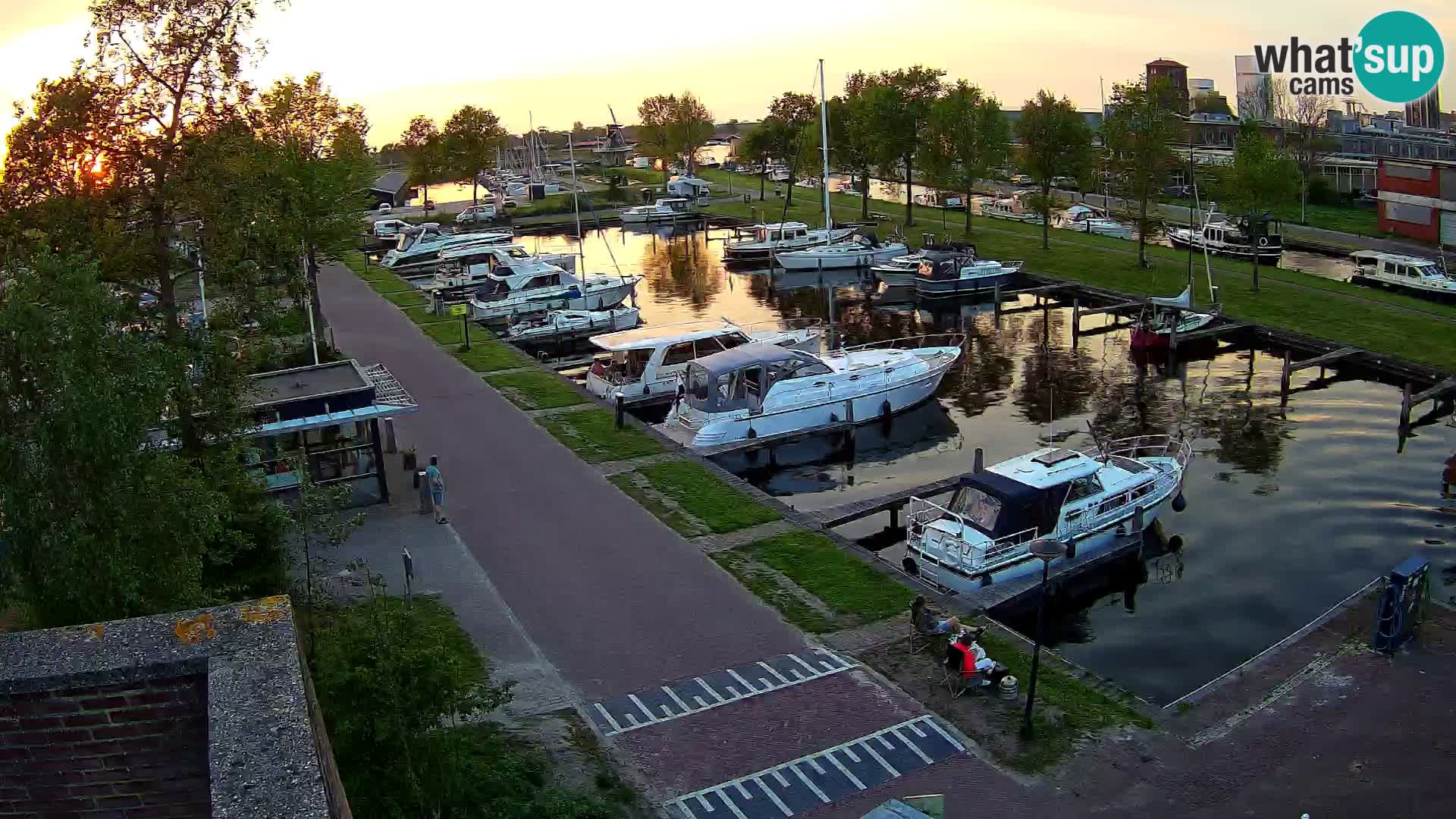 Camera en vivo Joure puerto – Molino de viento