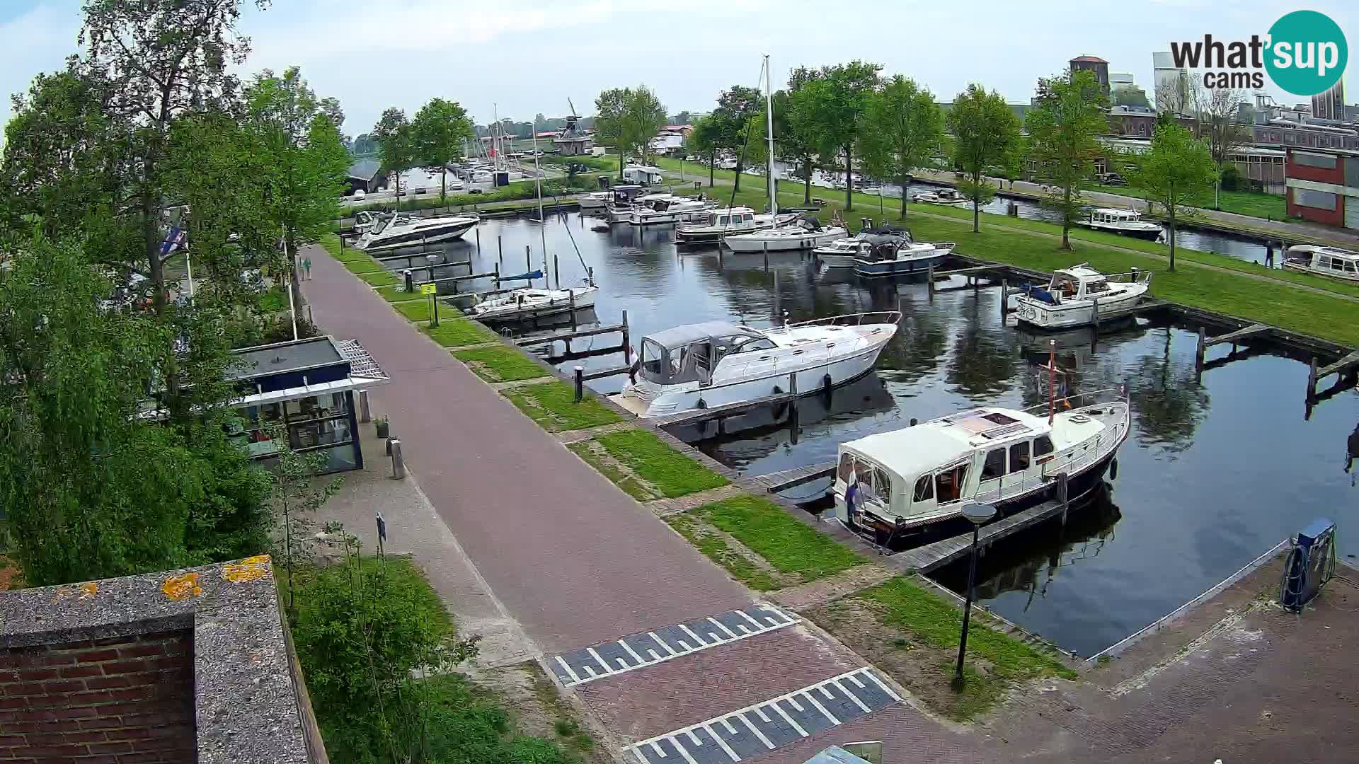 La marina di Joure livecam  – Vista del Mulino a vento