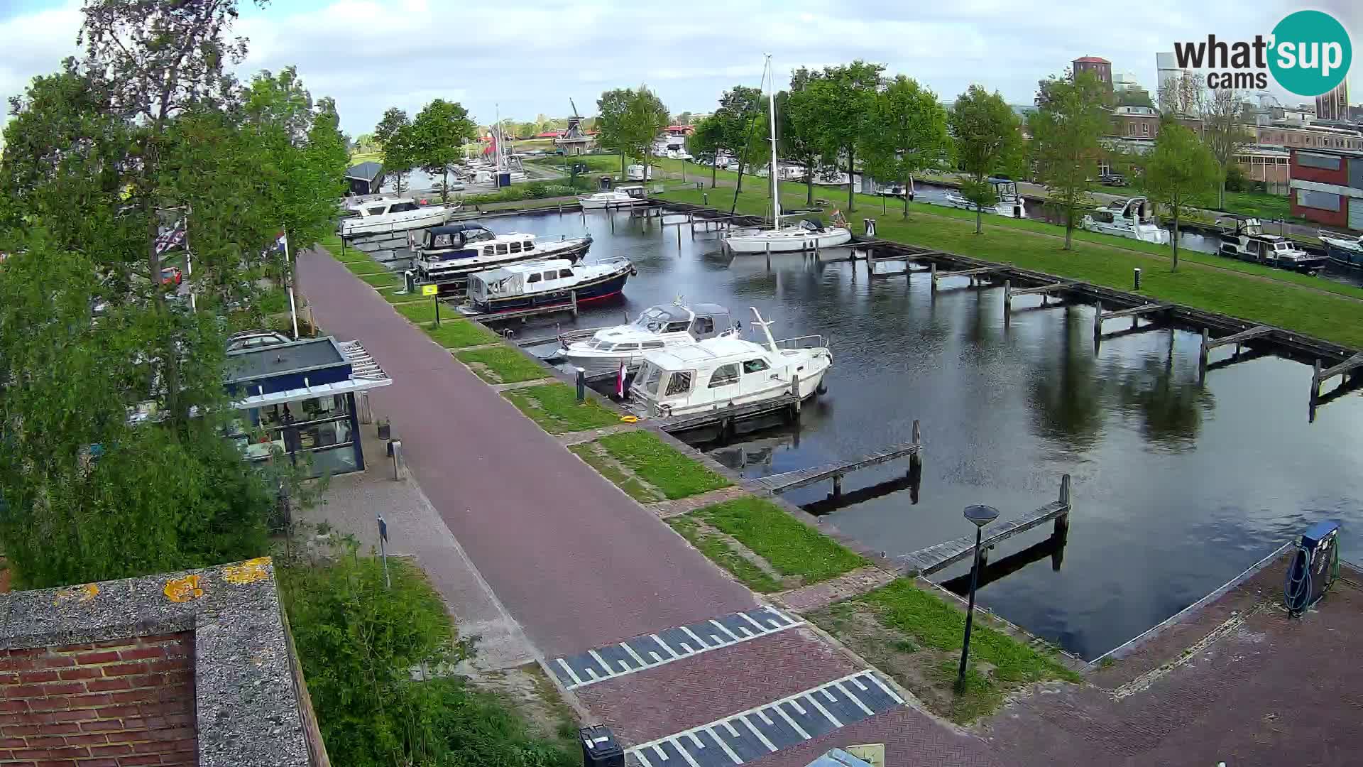 La marina di Joure livecam  – Vista del Mulino a vento
