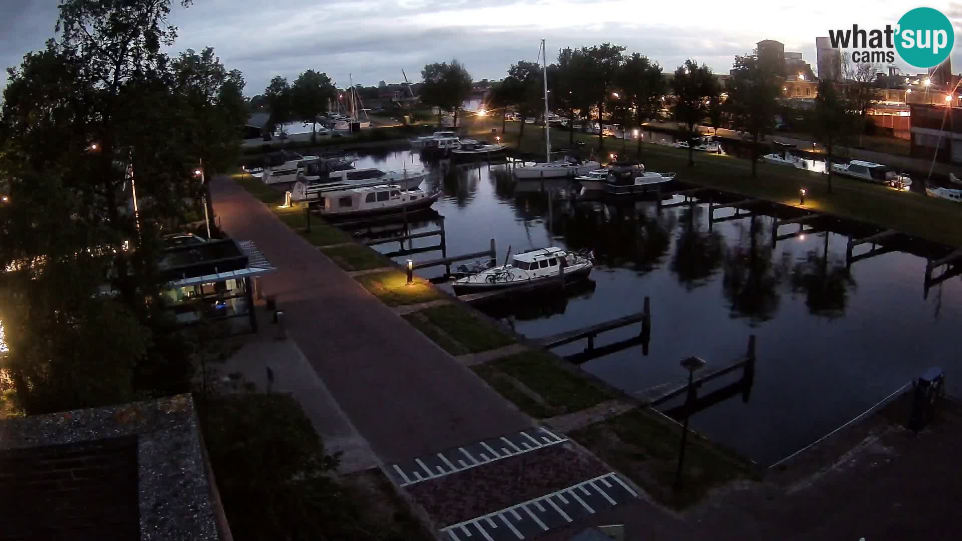 Spletna kamera Joure marina – Mlin na veter