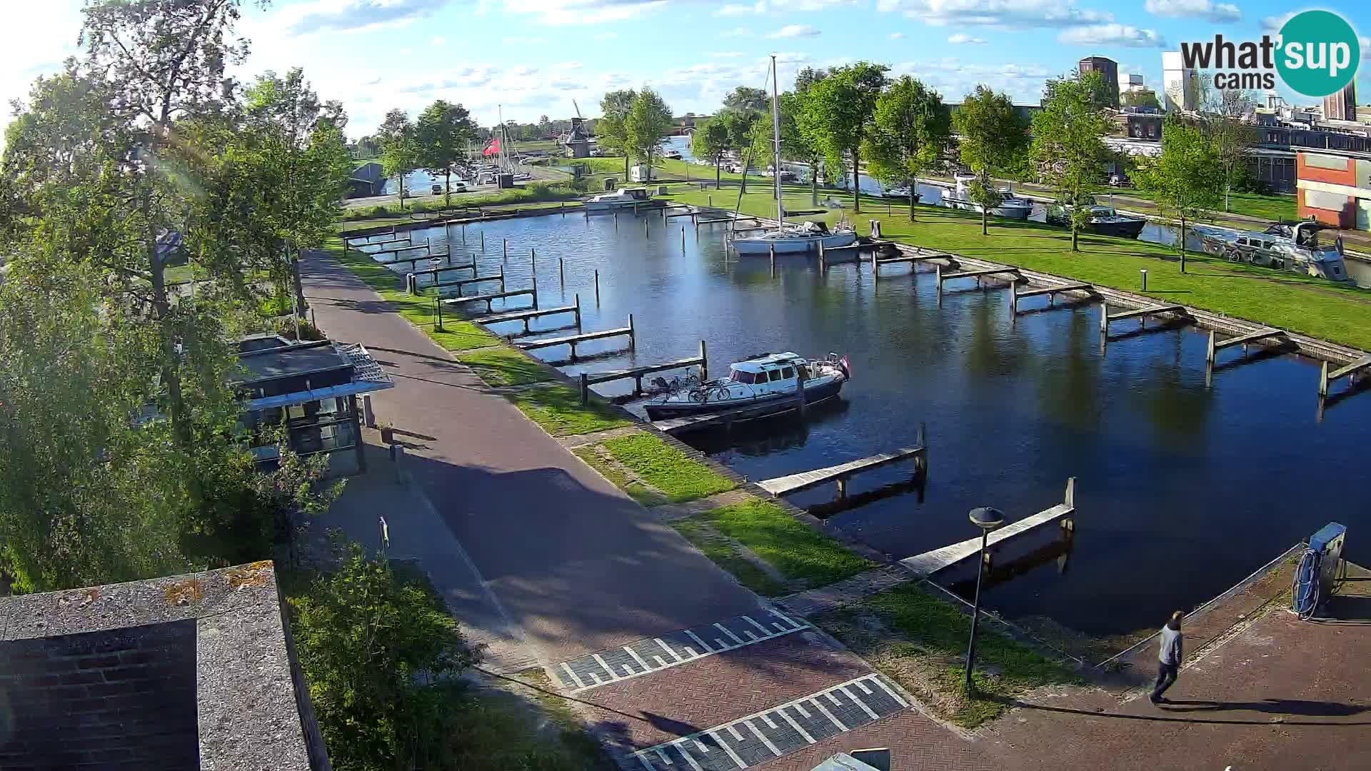 La marina di Joure livecam  – Vista del Mulino a vento