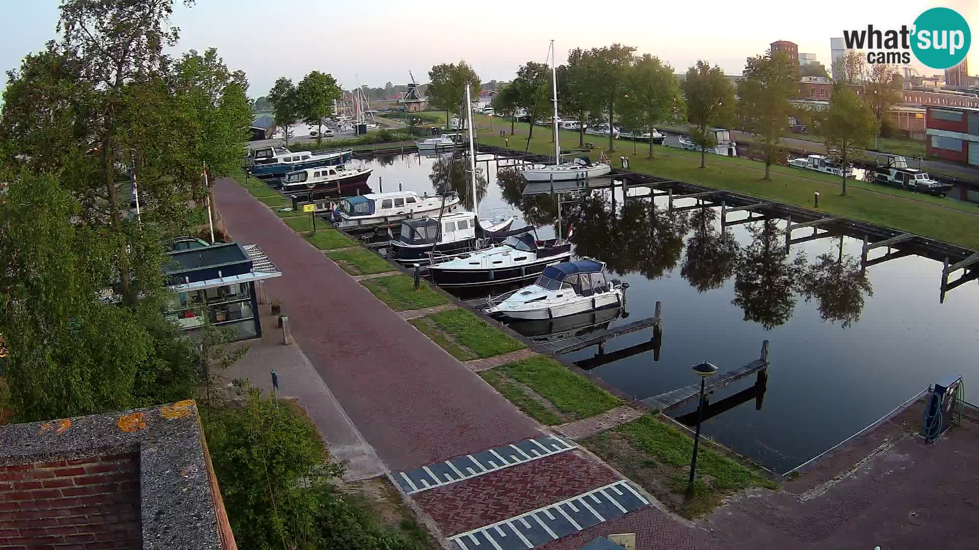 Spletna kamera Joure marina – Mlin na veter