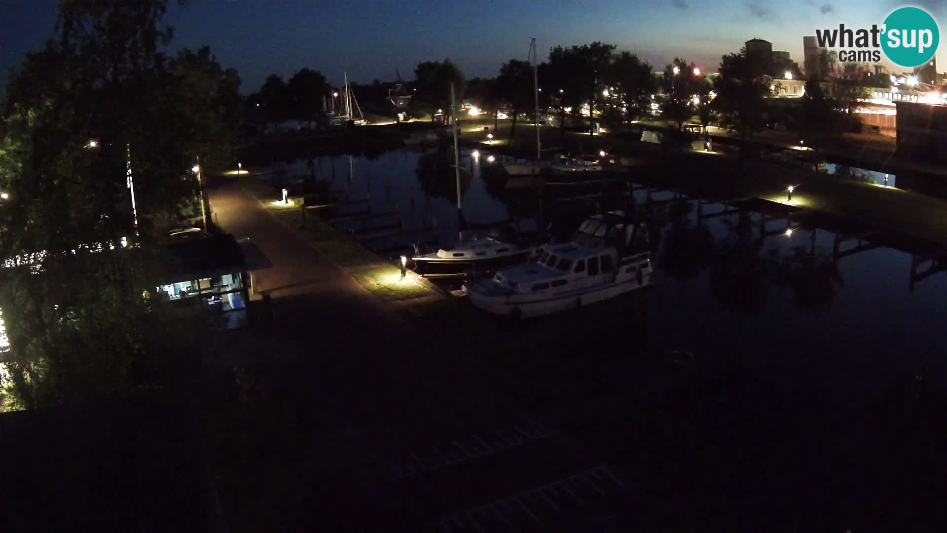 La marina di Joure livecam  – Vista del Mulino a vento