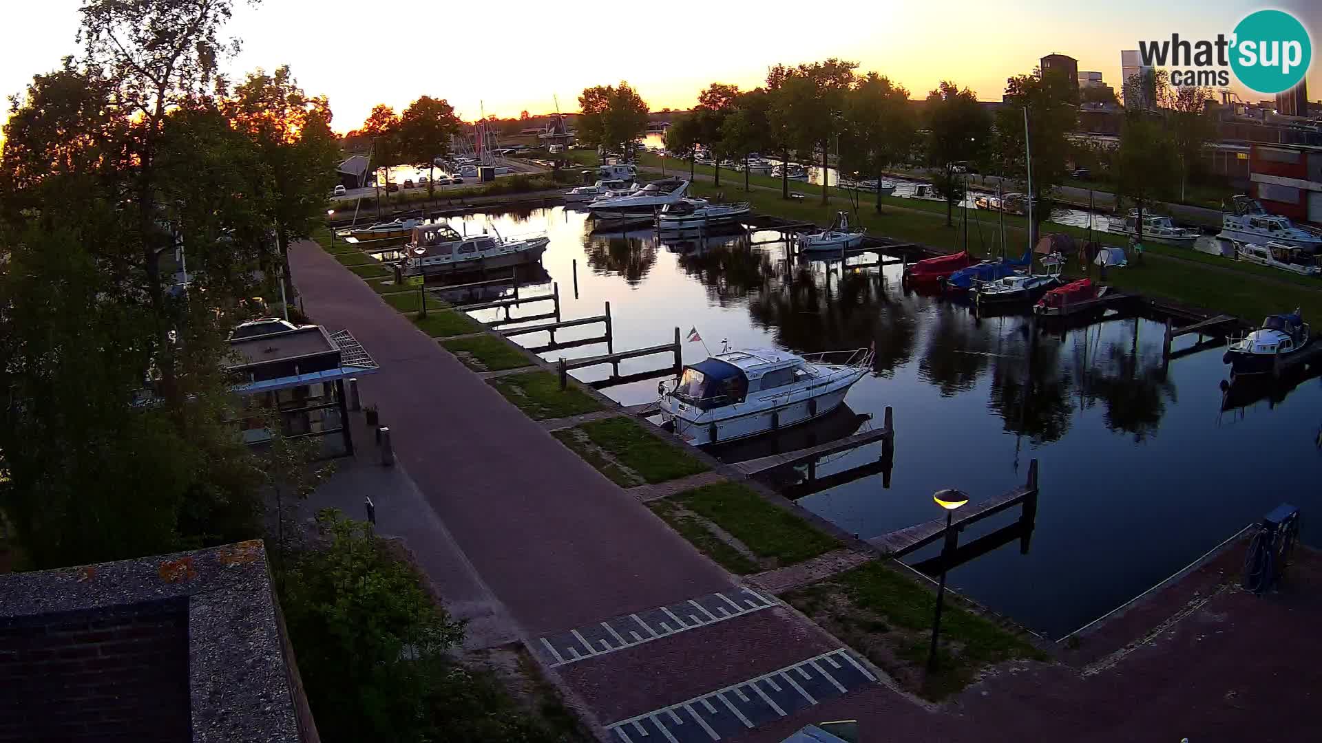 Spletna kamera Joure marina – Mlin na veter