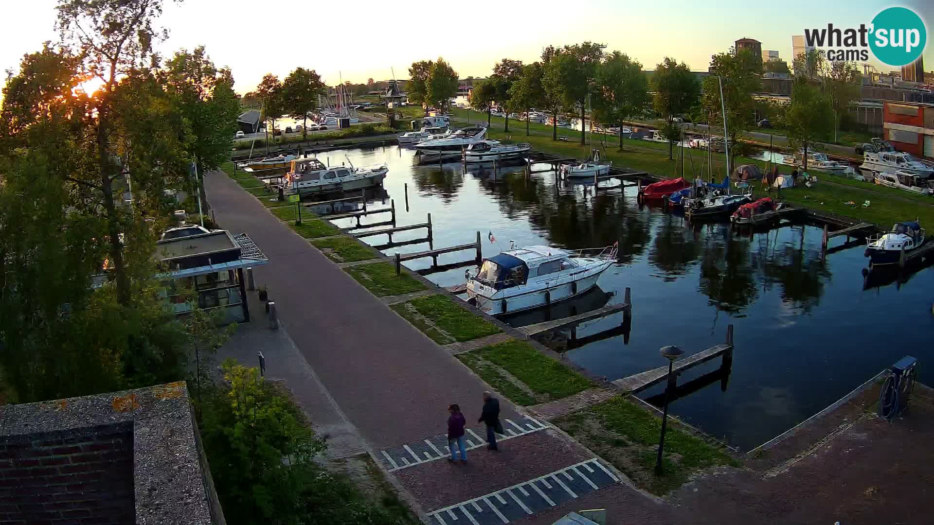 Spletna kamera Joure marina – Mlin na veter