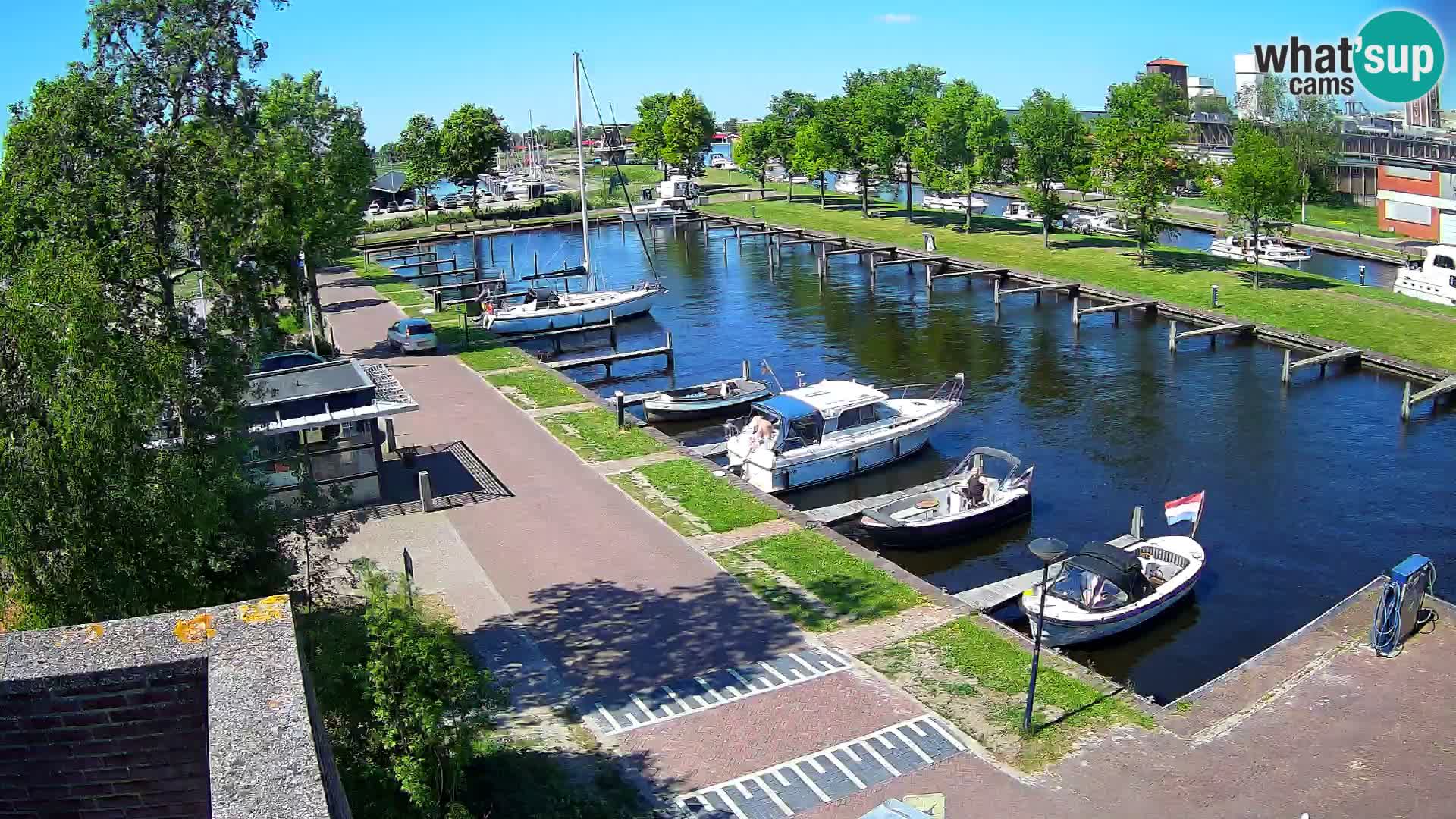 Spletna kamera Joure marina – Mlin na veter