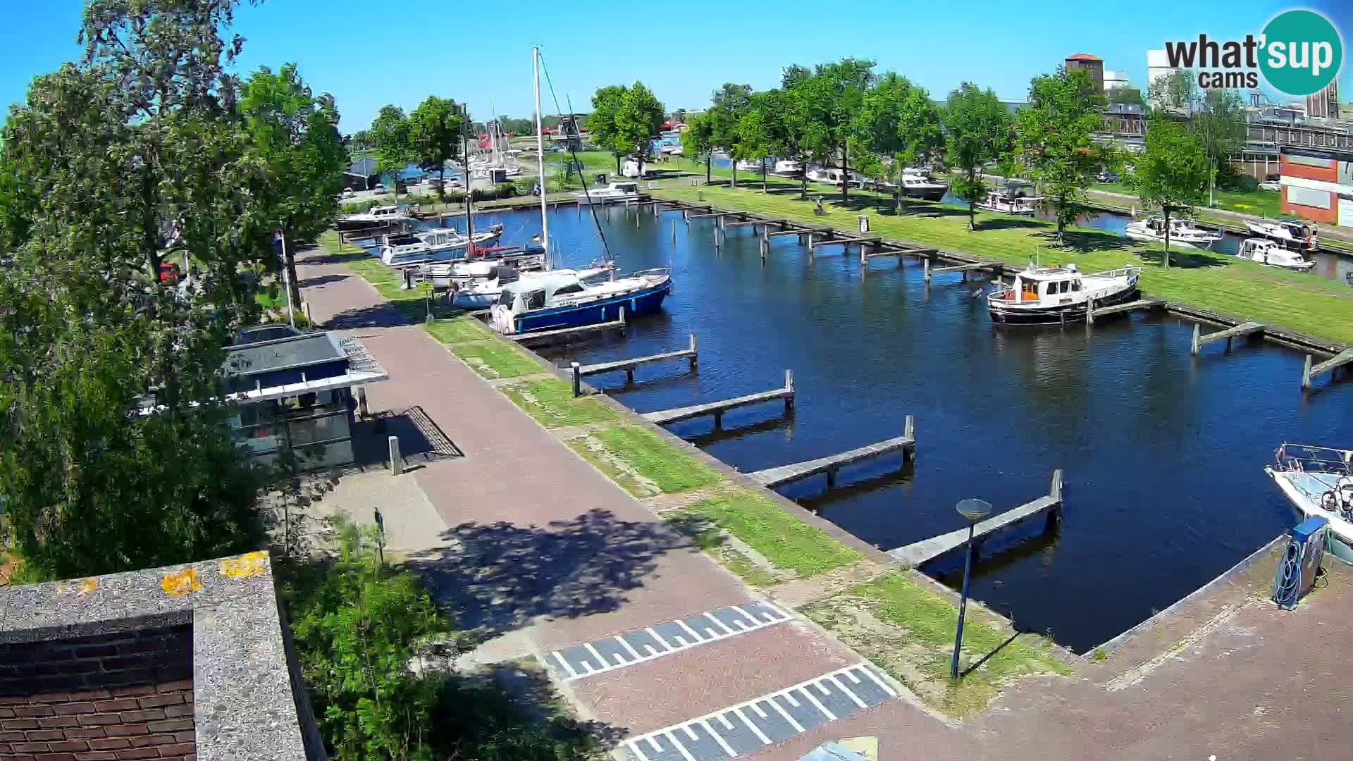 Spletna kamera Joure marina – Mlin na veter