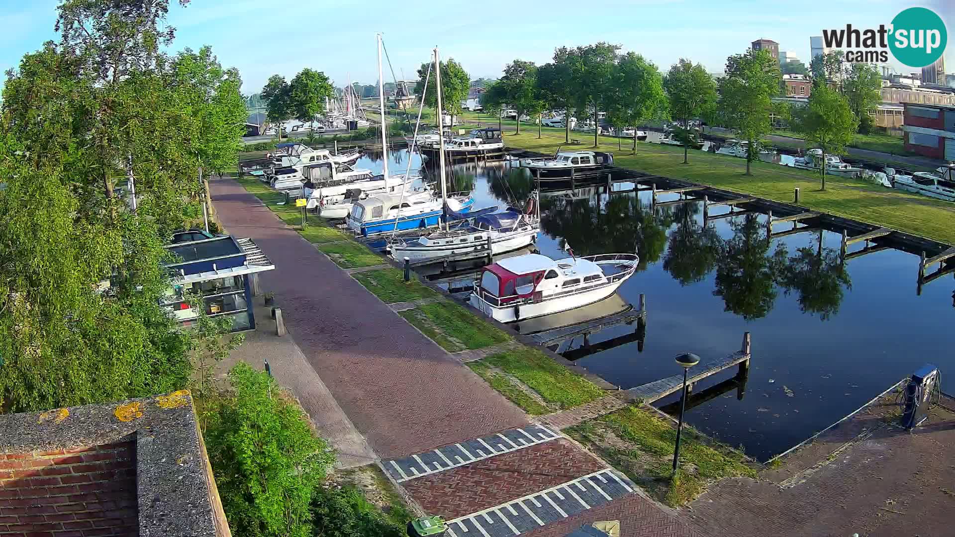 Spletna kamera Joure marina – Mlin na veter
