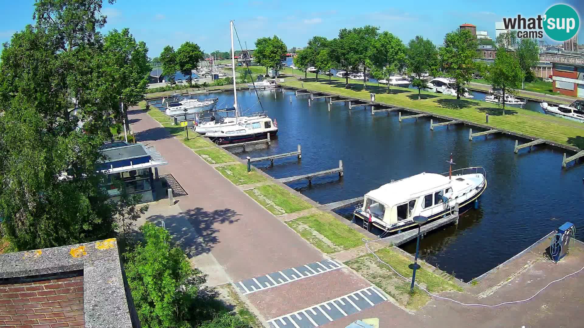 Spletna kamera Joure marina – Mlin na veter