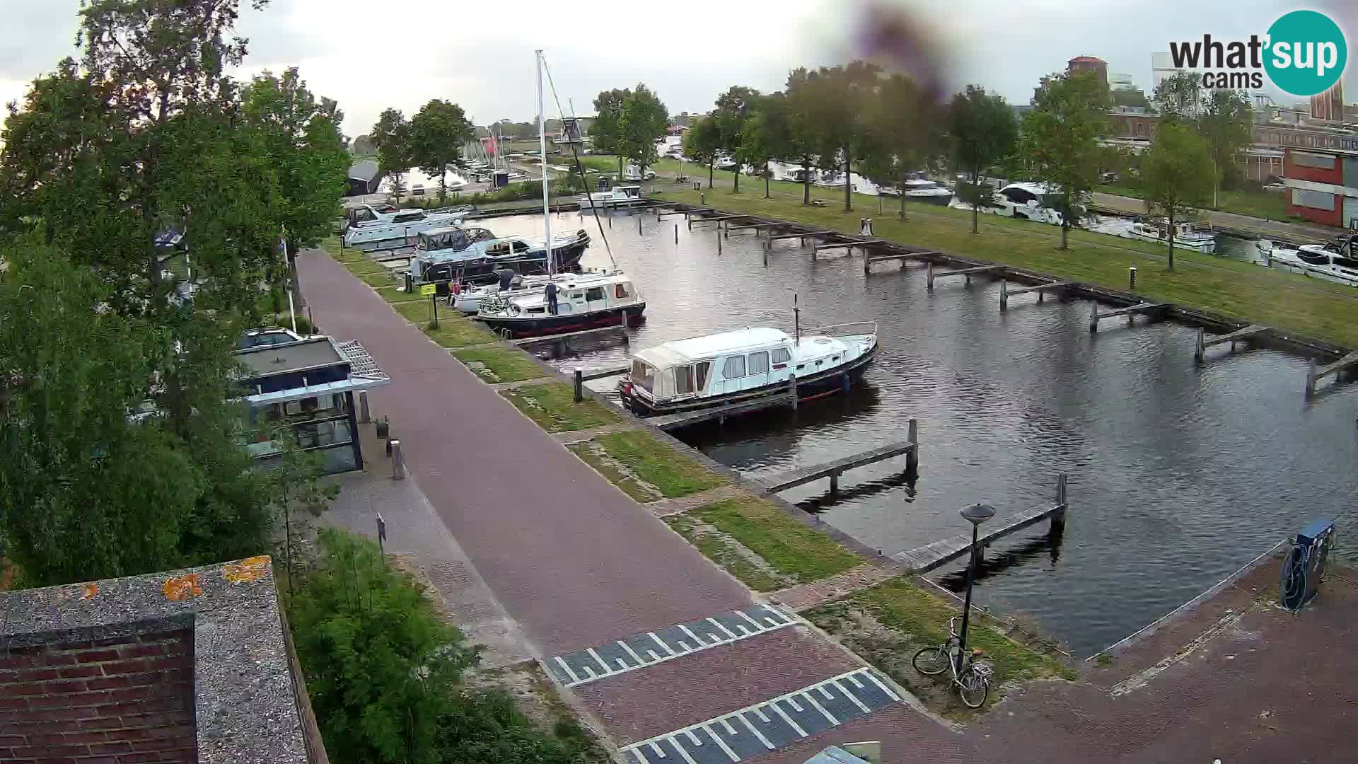 La marina di Joure livecam  – Vista del Mulino a vento