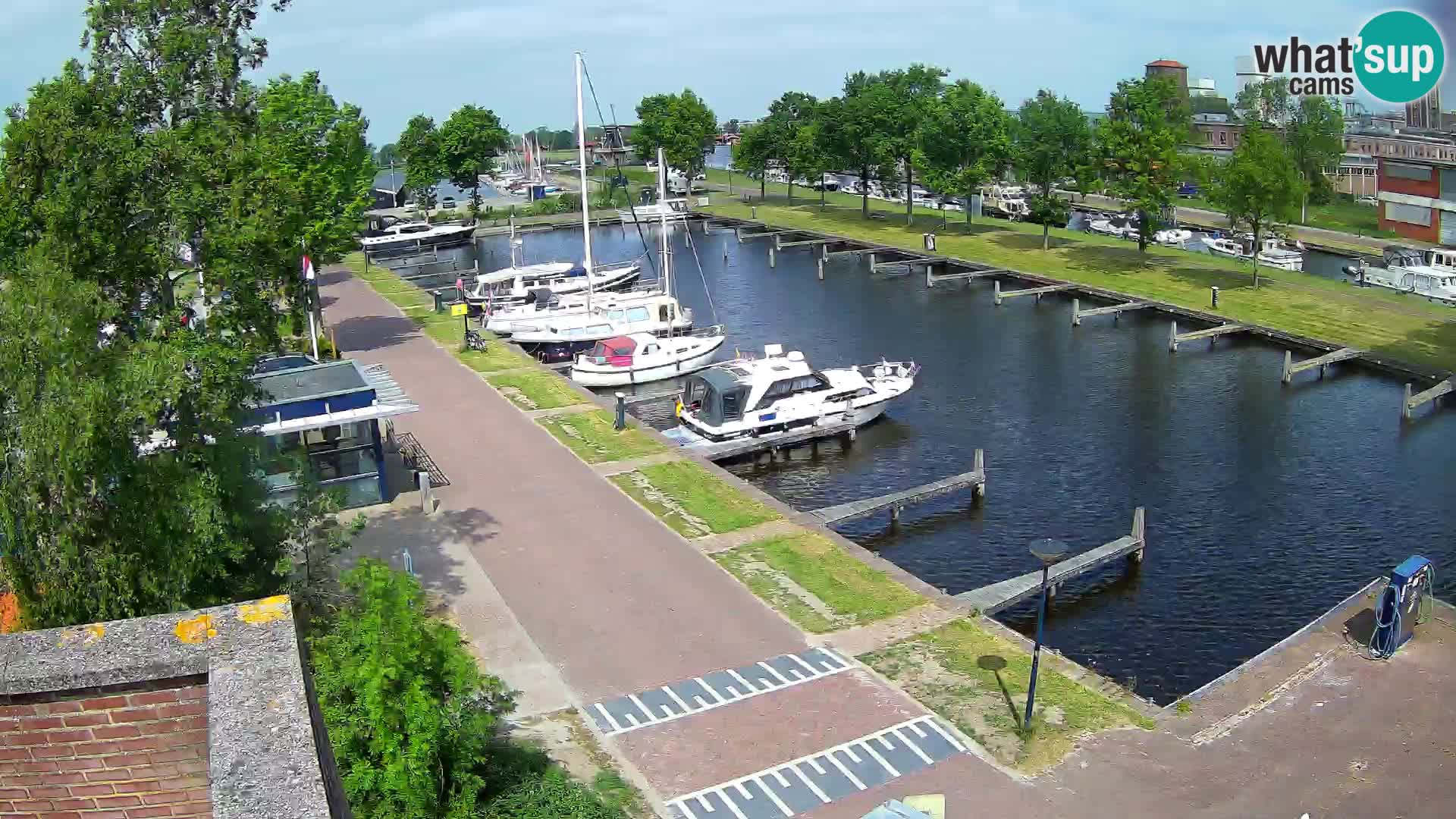 La marina di Joure livecam  – Vista del Mulino a vento