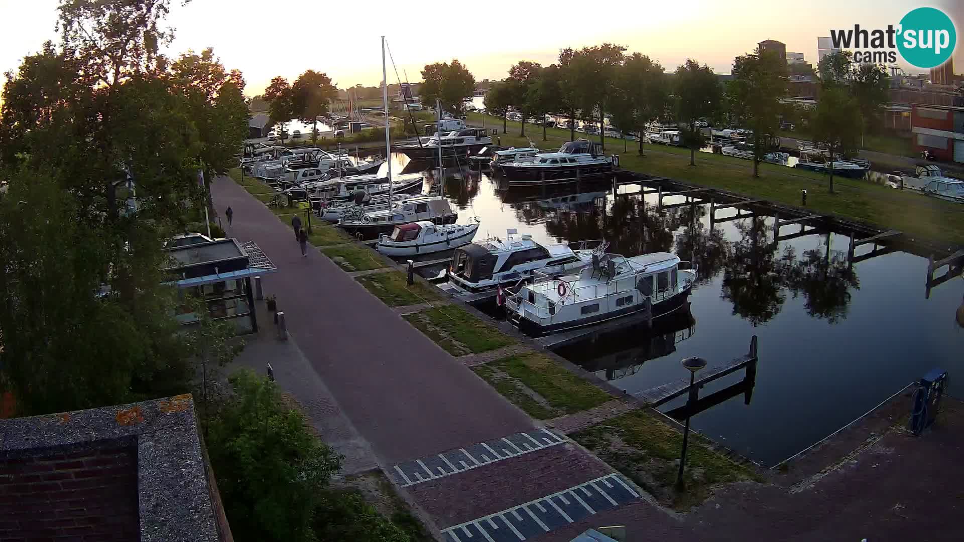 La marina di Joure livecam  – Vista del Mulino a vento