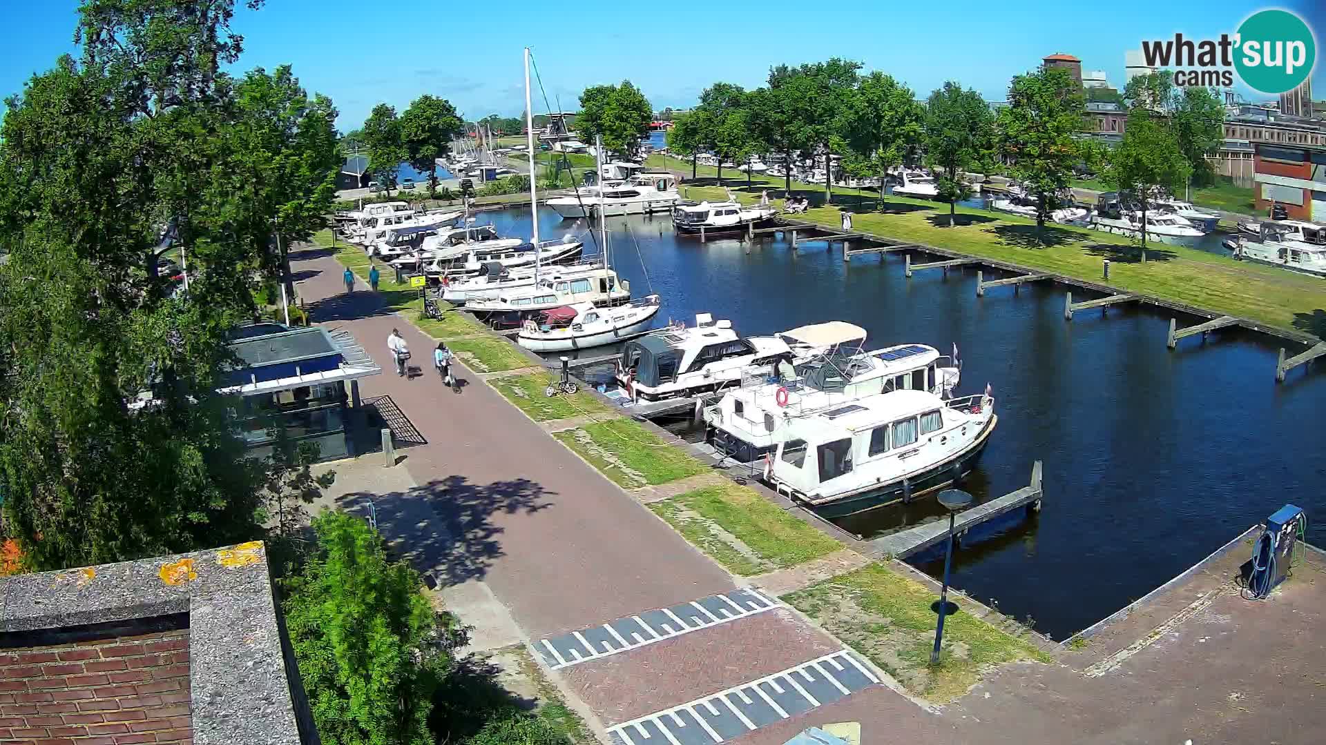 La marina di Joure livecam  – Vista del Mulino a vento