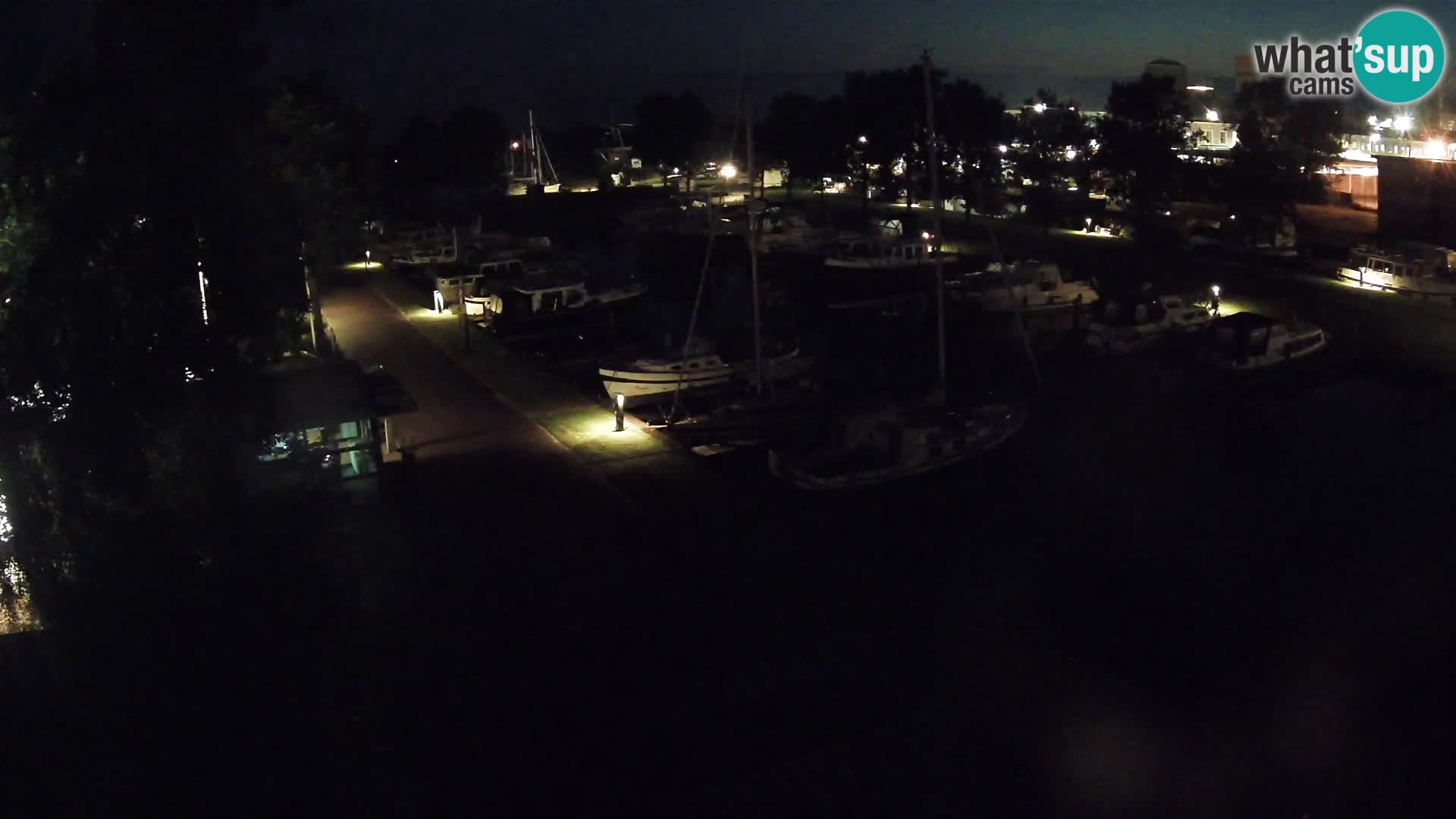 Joure harbour webcam – windmill view