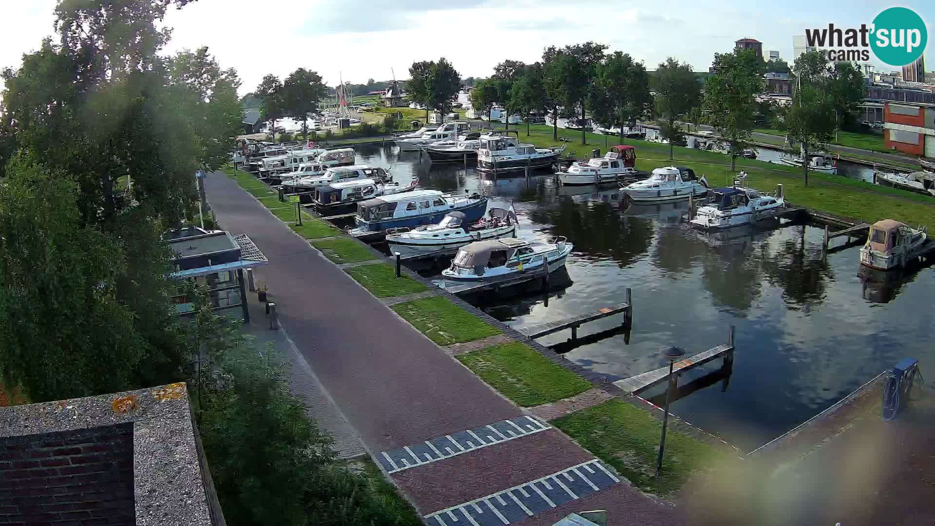 Spletna kamera Joure marina – Mlin na veter