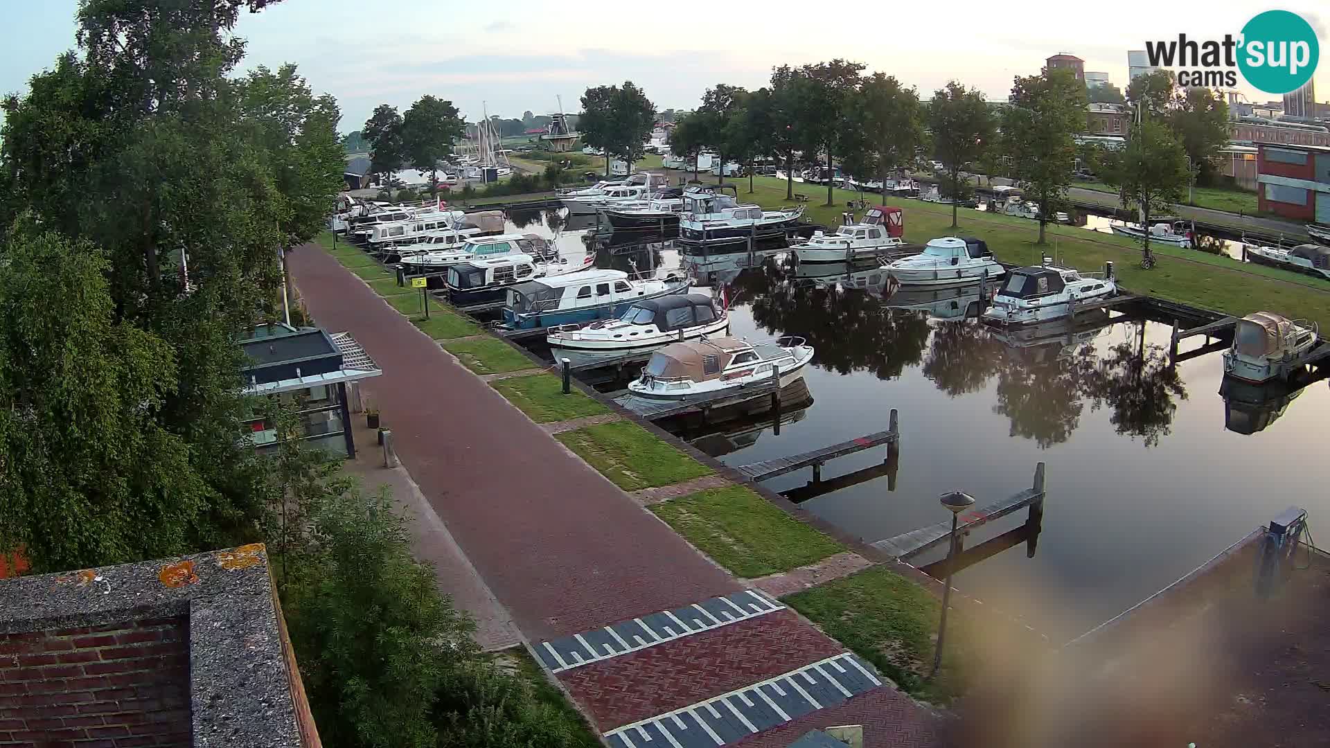 Spletna kamera Joure marina – Mlin na veter