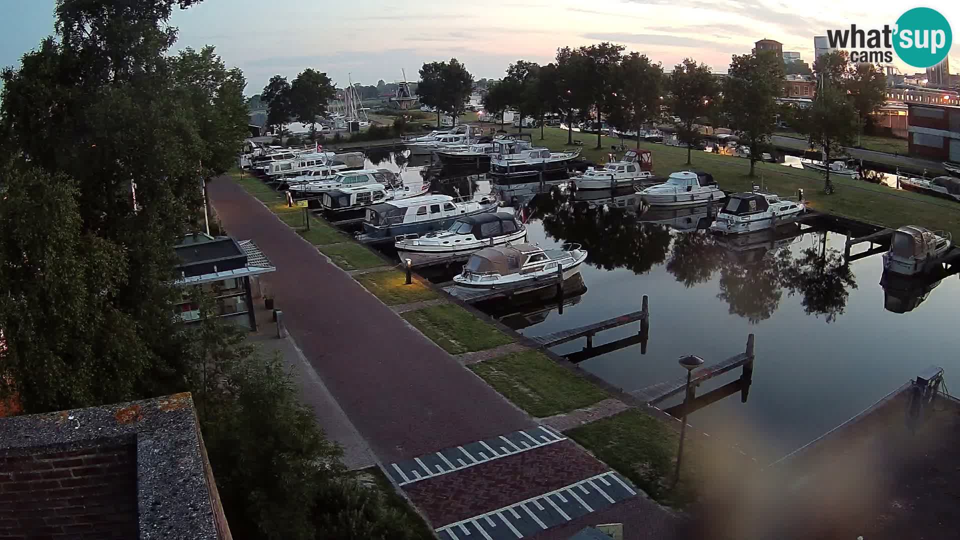 Spletna kamera Joure marina – Mlin na veter