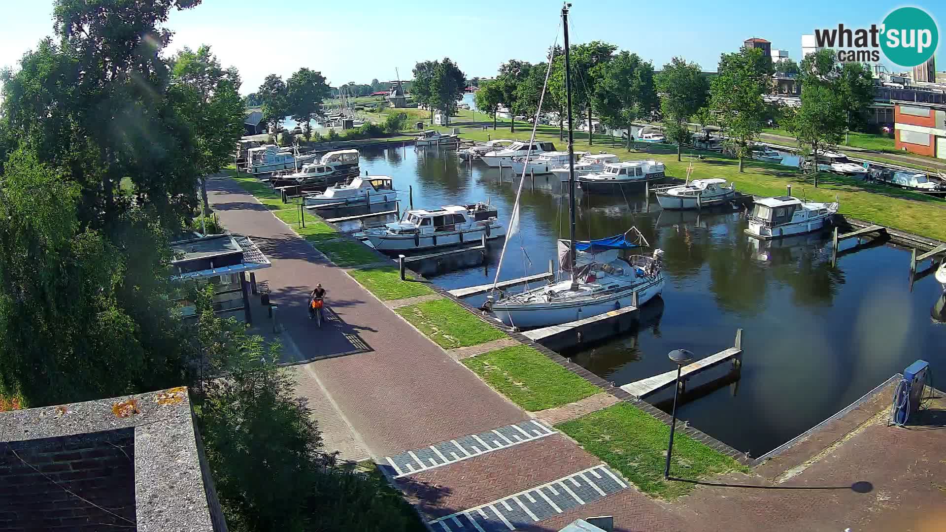 Spletna kamera Joure marina – Mlin na veter