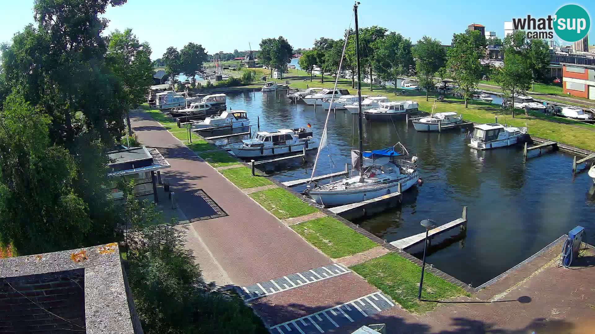 Spletna kamera Joure marina – Mlin na veter