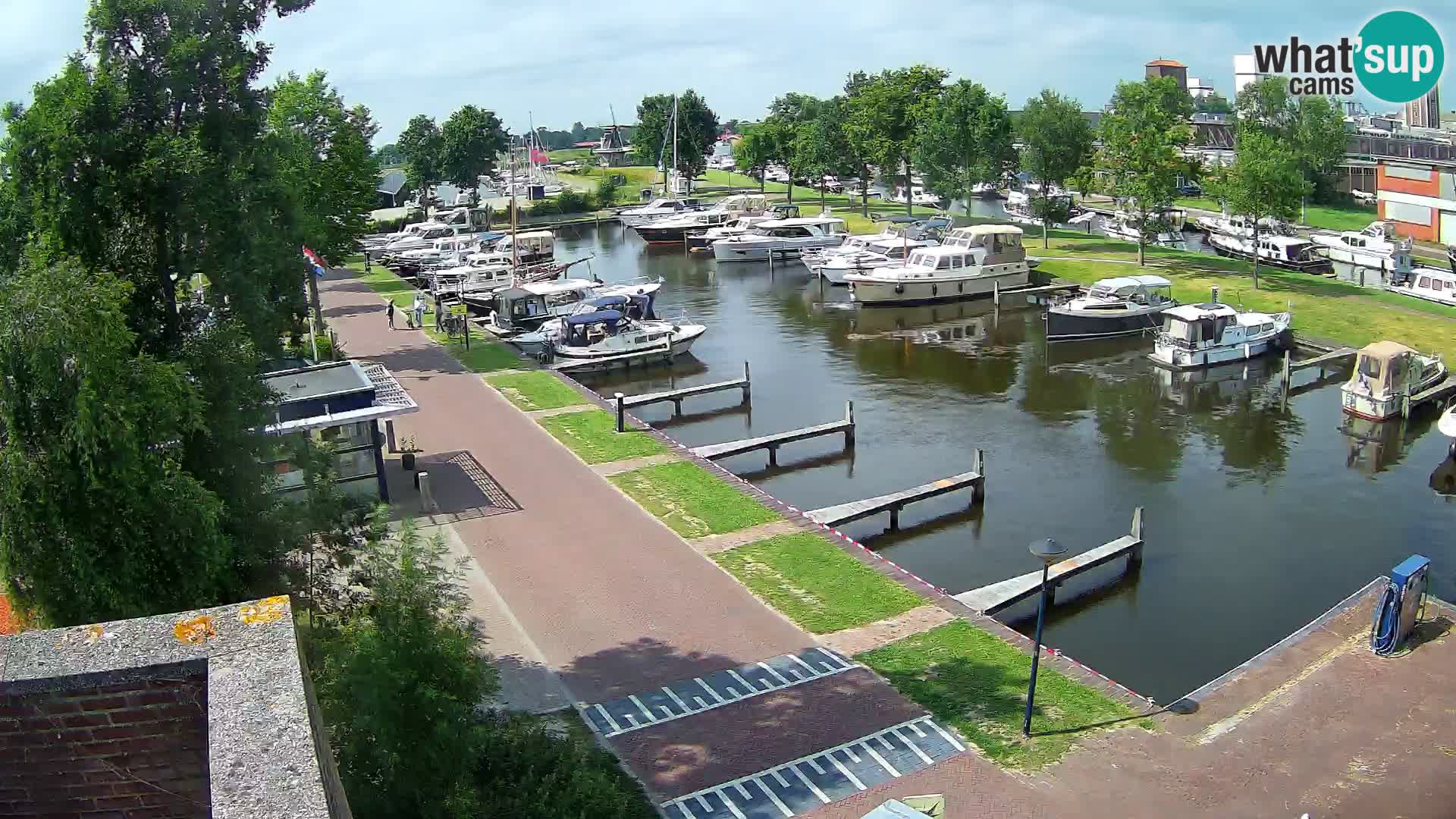 La marina di Joure livecam  – Vista del Mulino a vento