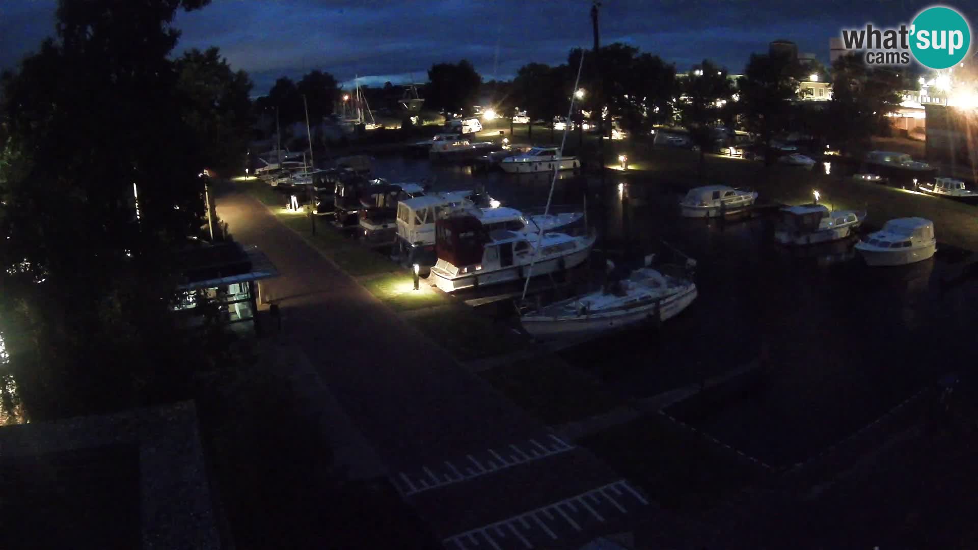 La marina di Joure livecam  – Vista del Mulino a vento