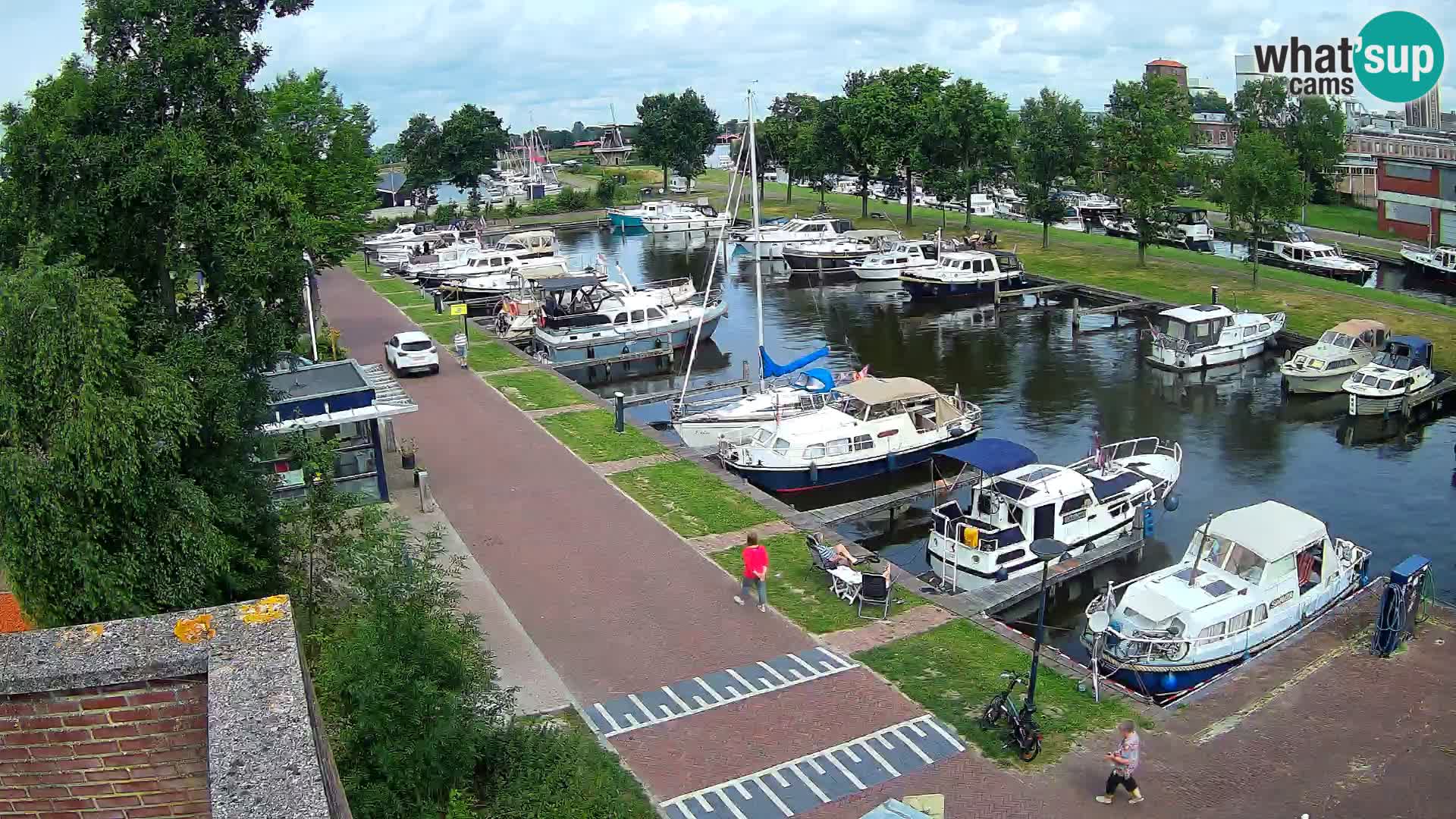 La marina di Joure livecam  – Vista del Mulino a vento