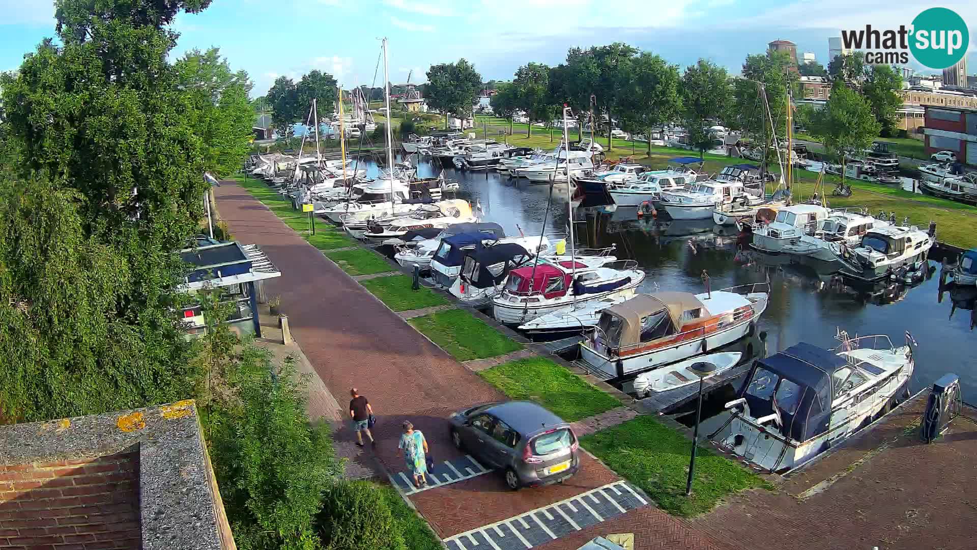 La marina di Joure livecam  – Vista del Mulino a vento