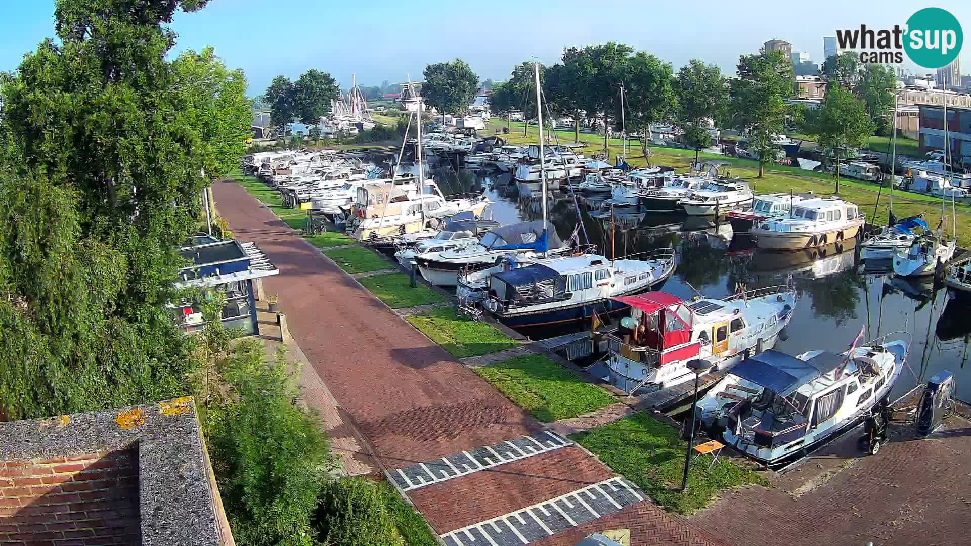 Spletna kamera Joure marina – Mlin na veter