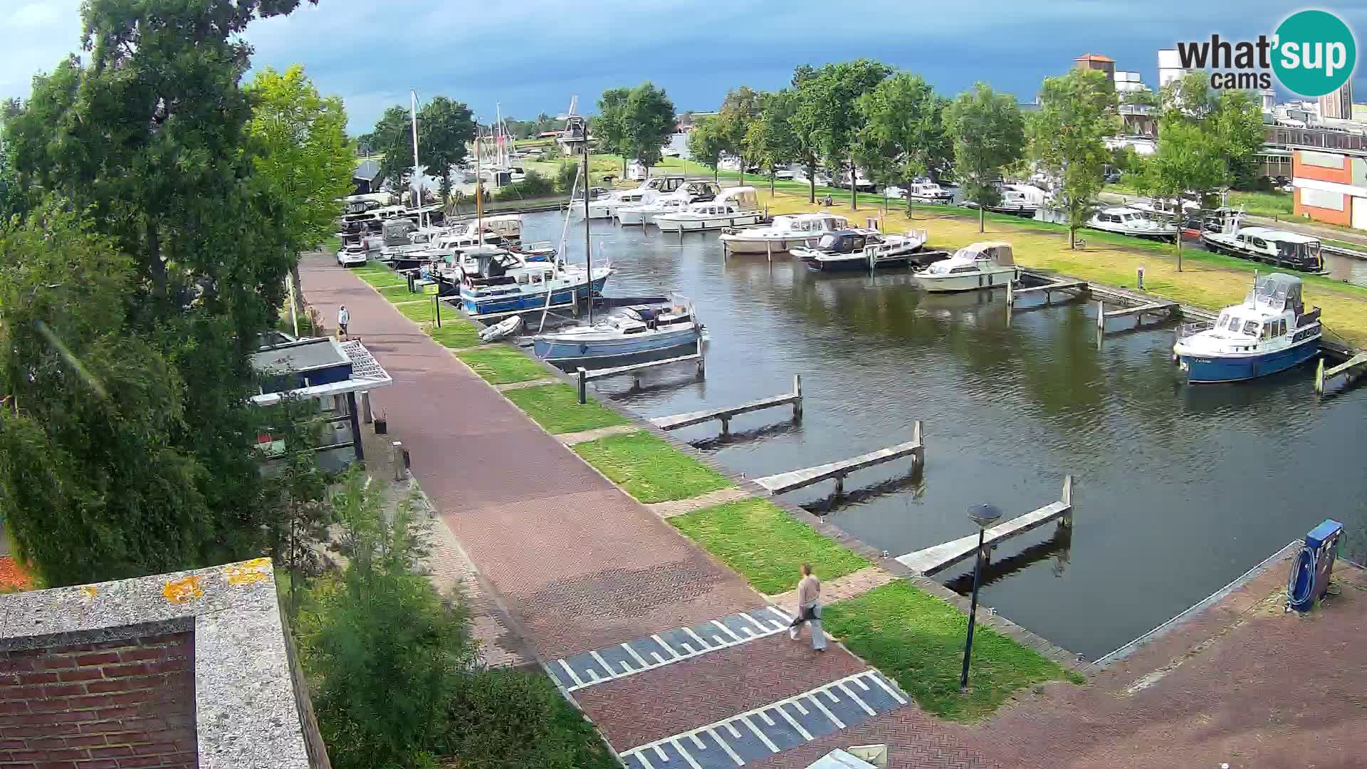 La marina di Joure livecam  – Vista del Mulino a vento