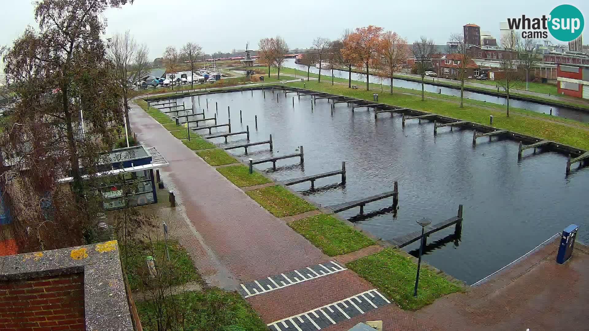 Spletna kamera Joure marina – Mlin na veter