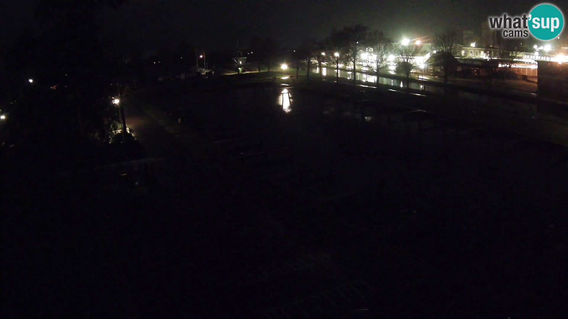 Joure harbour webcam – windmill view