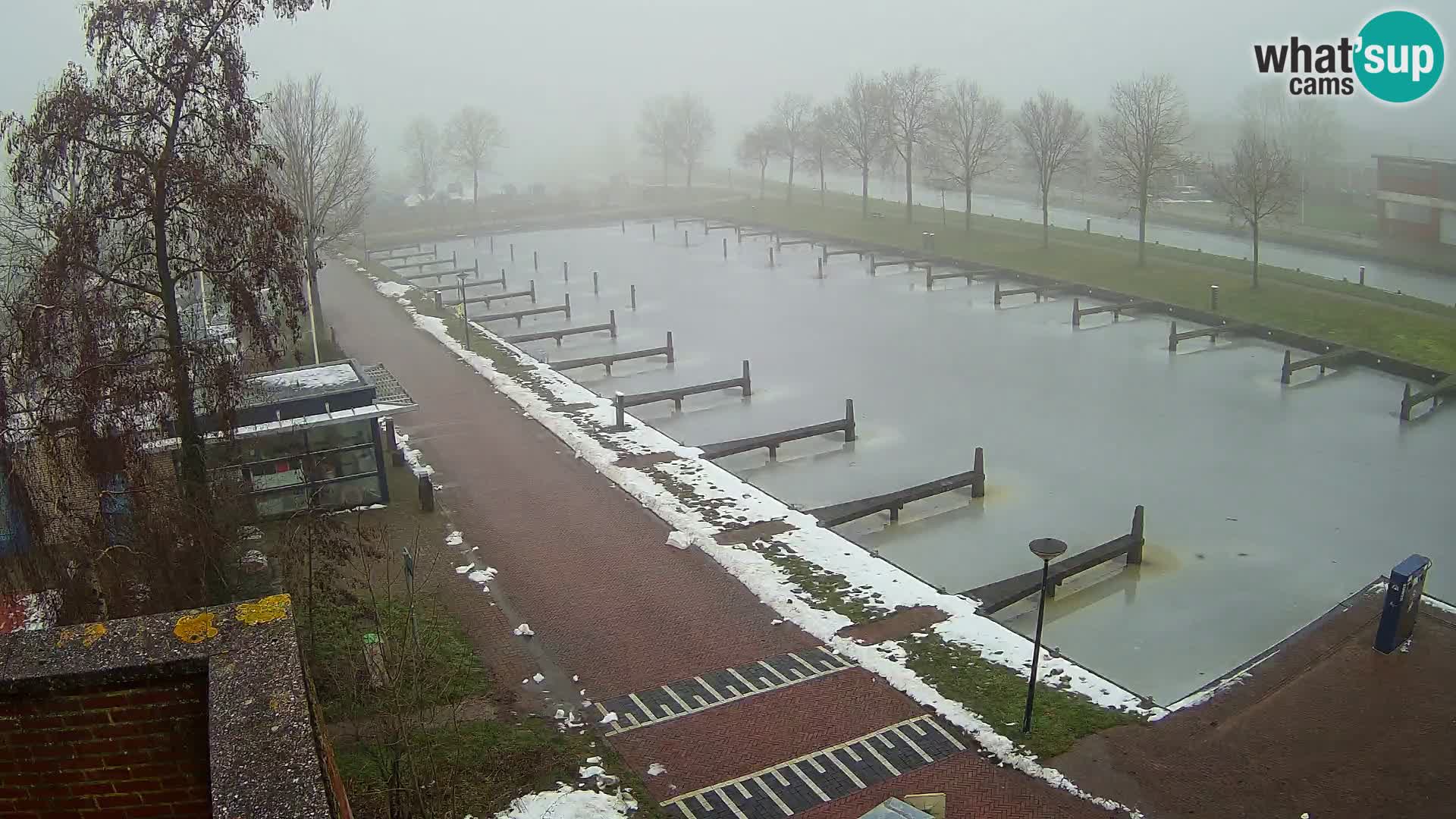 Spletna kamera Joure marina – Mlin na veter