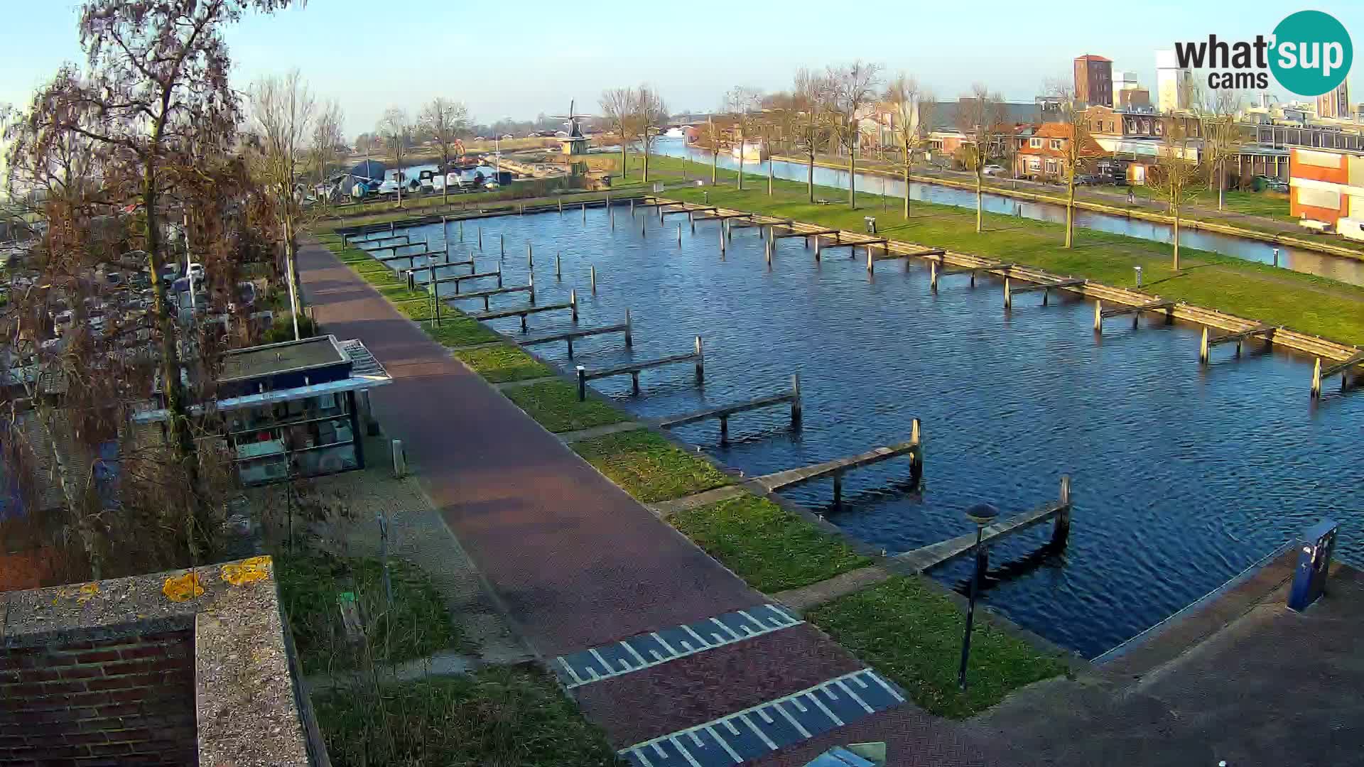 Spletna kamera Joure marina – Mlin na veter