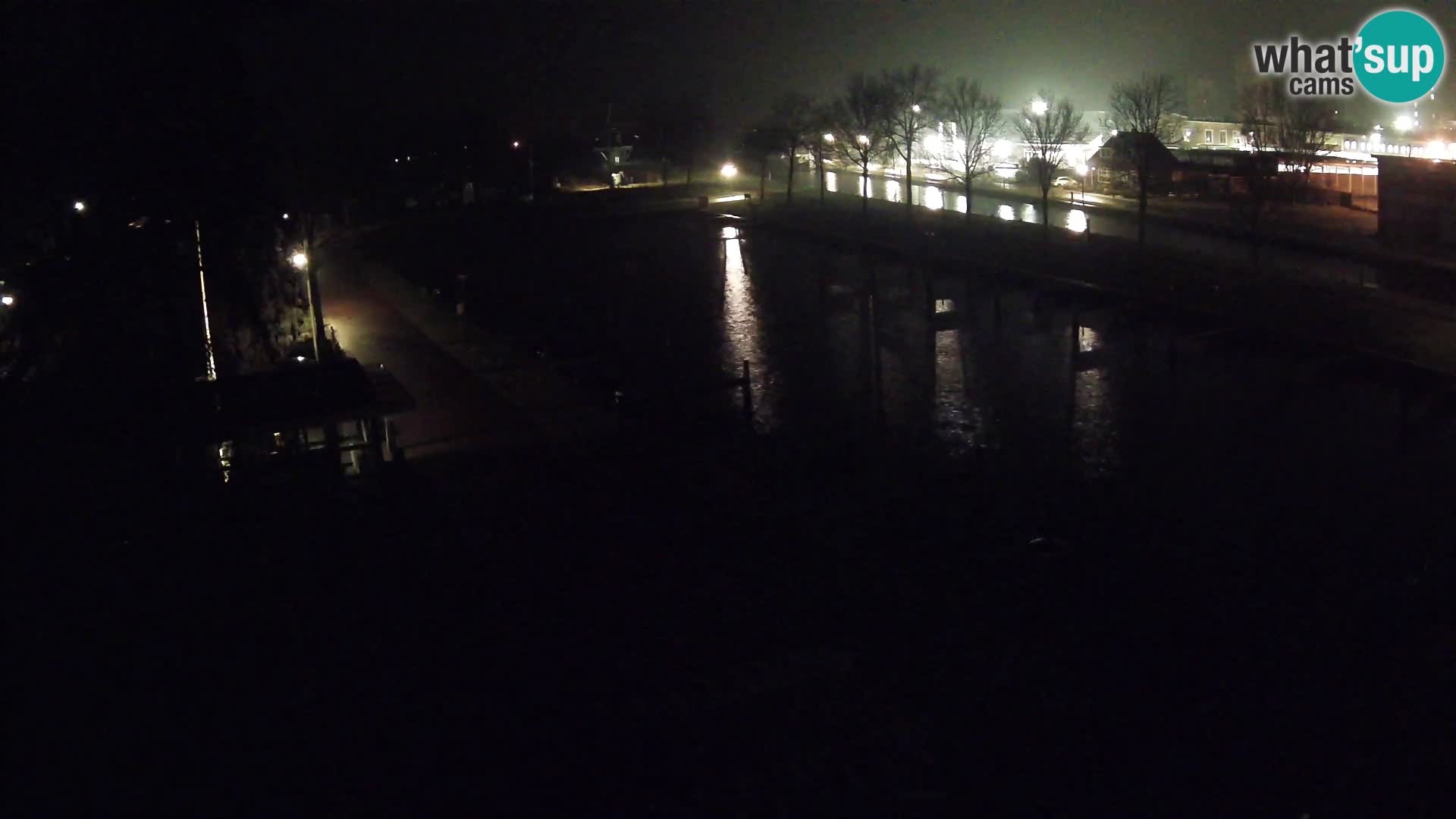 Joure harbour webcam – windmill view