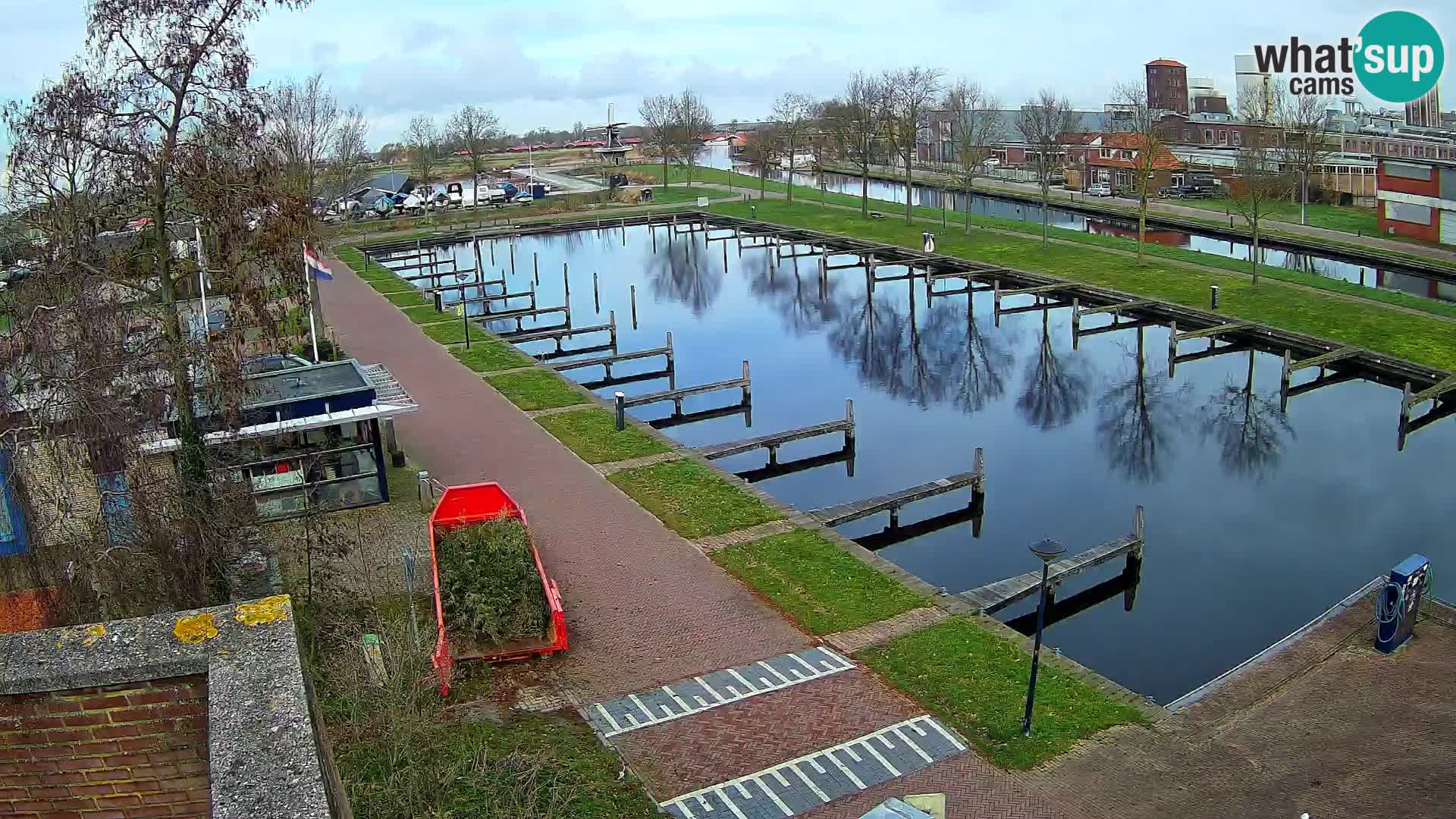 Spletna kamera Joure marina – Mlin na veter