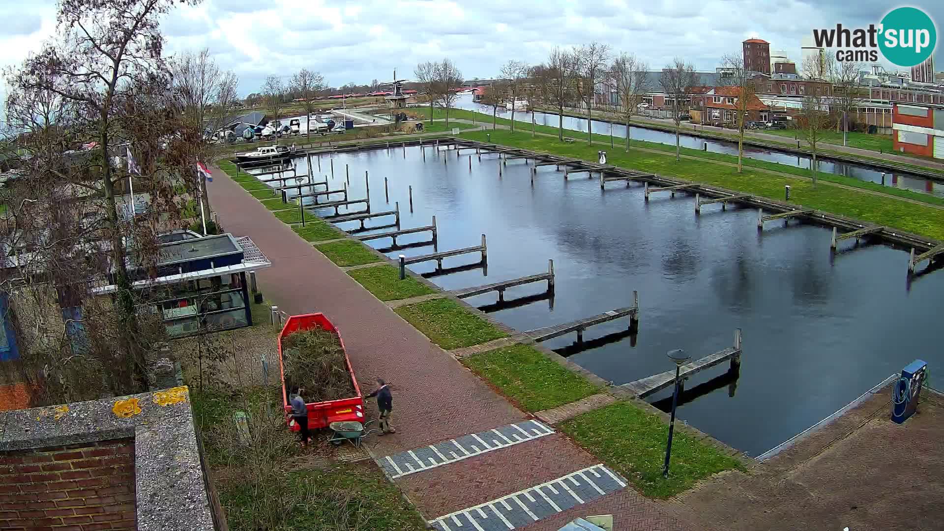 Spletna kamera Joure marina – Mlin na veter