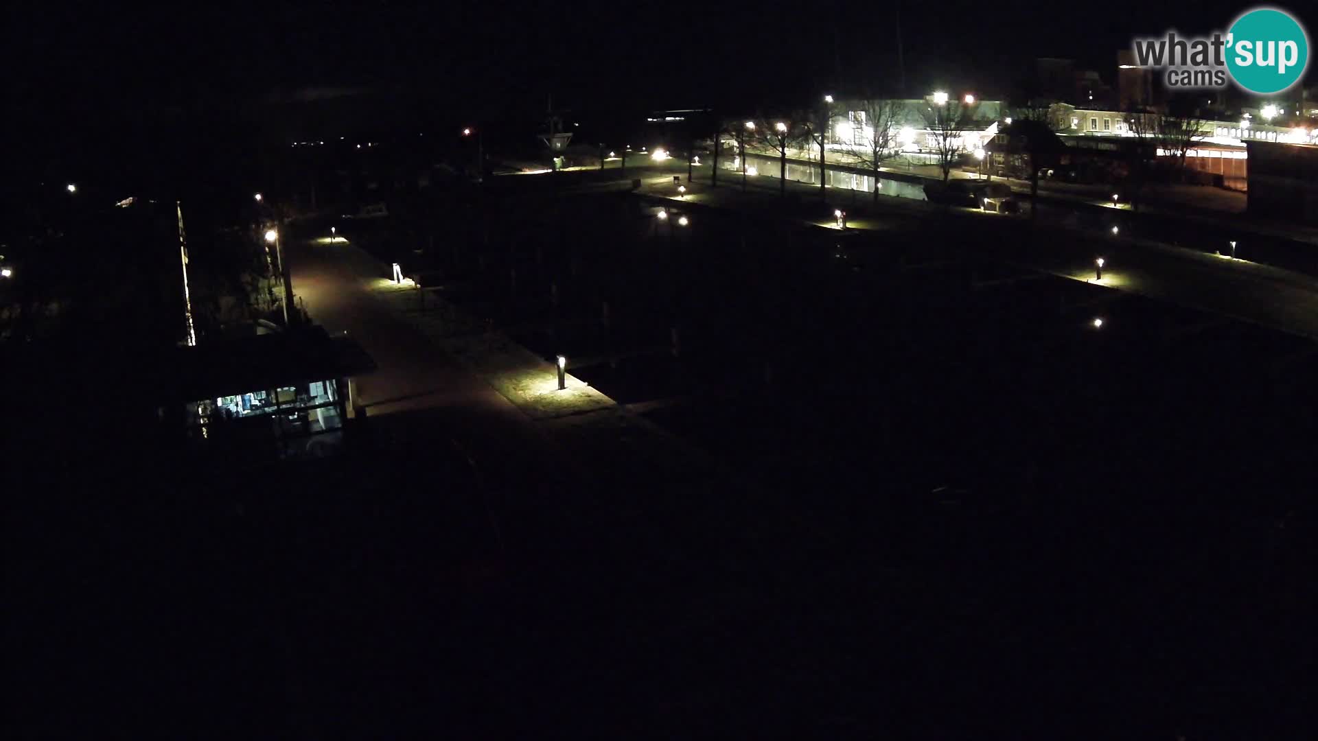 Joure harbour webcam – windmill view