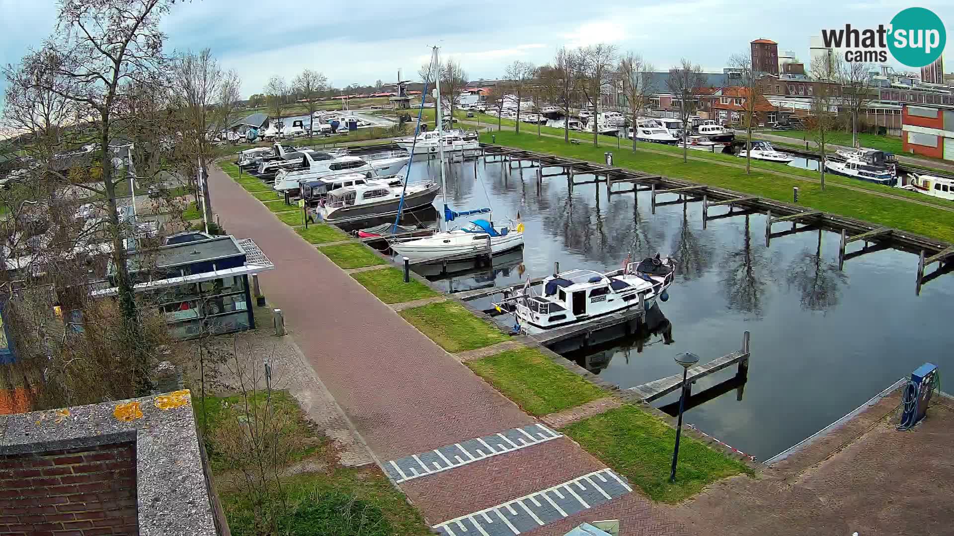 Spletna kamera Joure marina – Mlin na veter