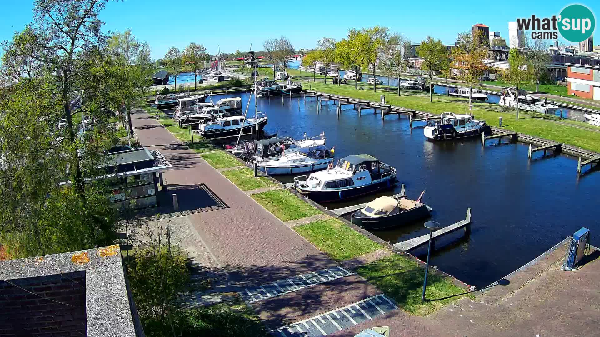 Spletna kamera Joure marina – Mlin na veter