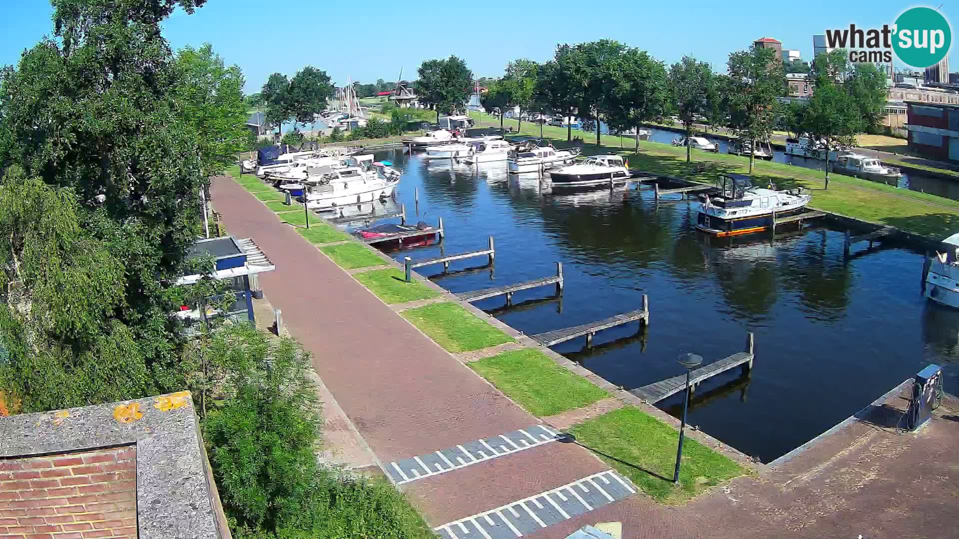Spletna kamera Joure marina – Mlin na veter