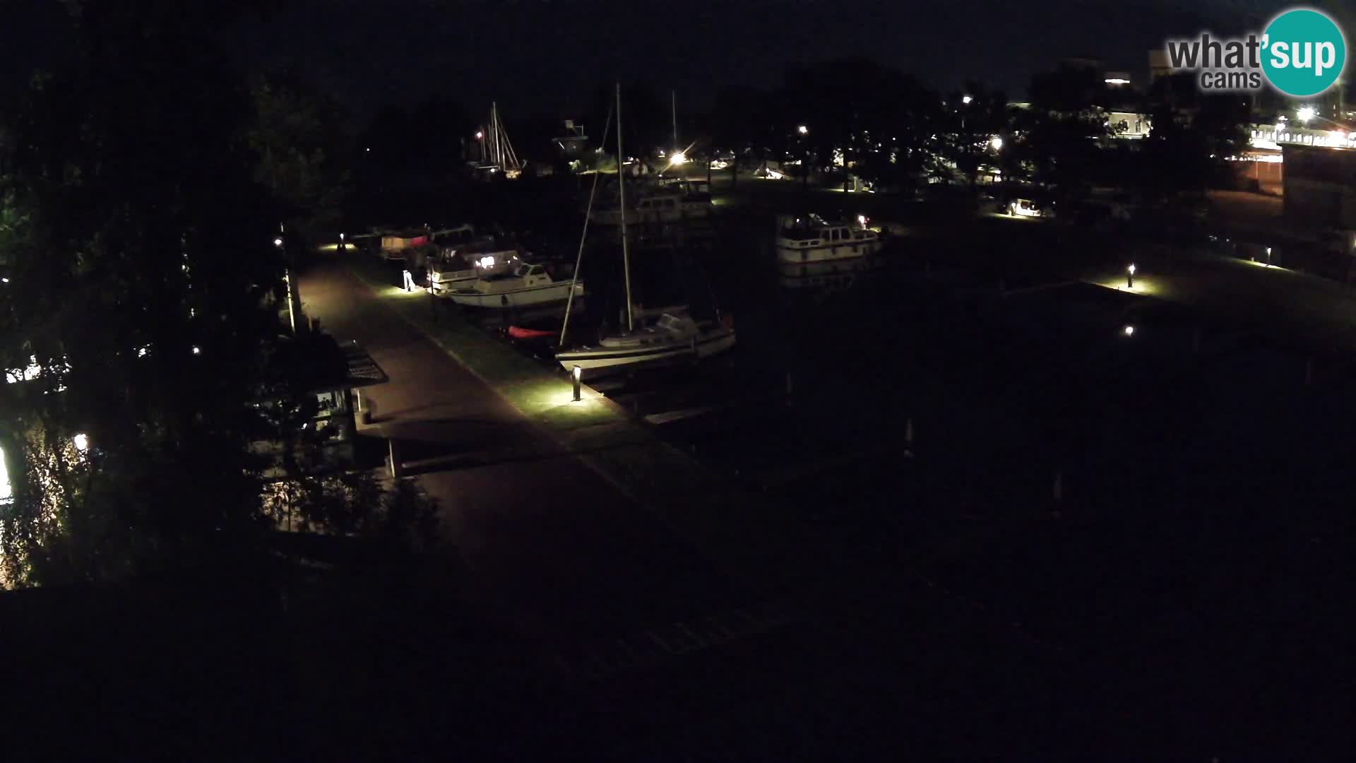 Joure harbour webcam – windmill view