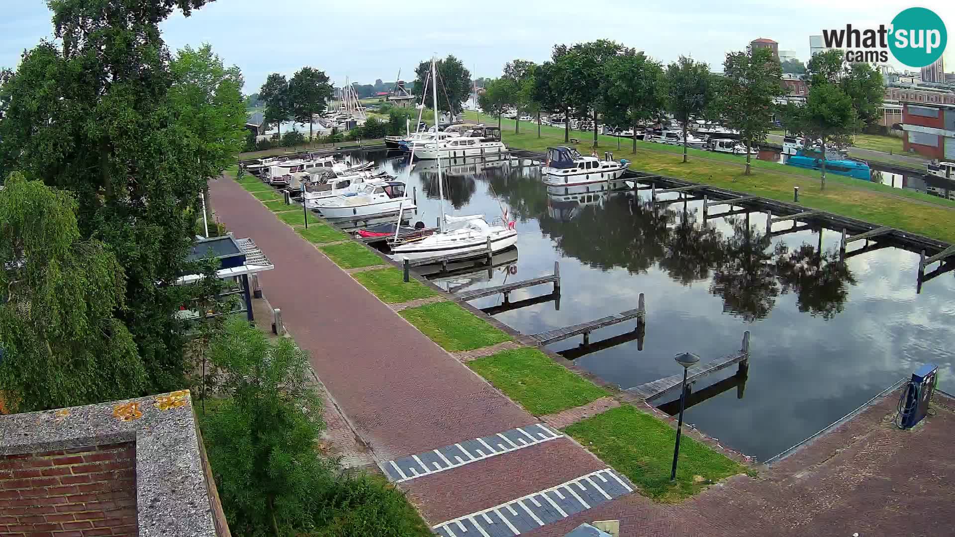 Spletna kamera Joure marina – Mlin na veter