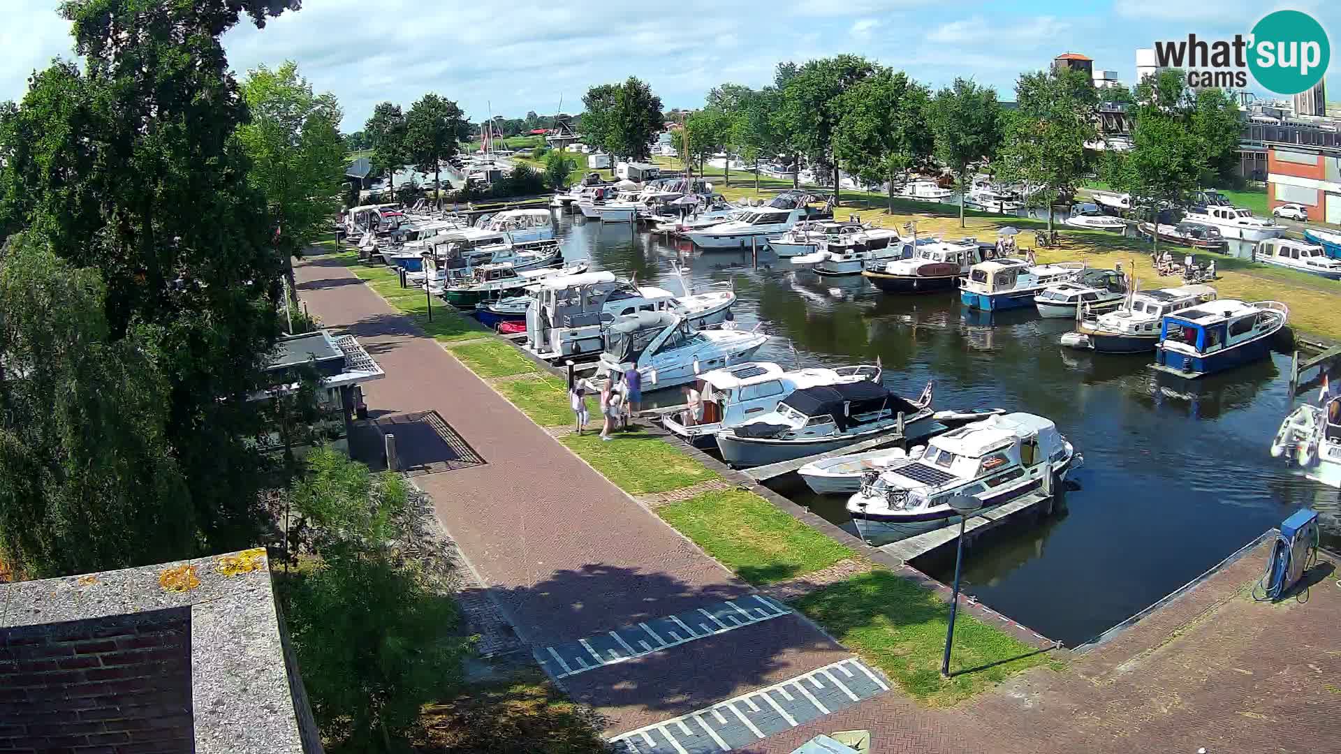 La marina di Joure livecam  – Vista del Mulino a vento
