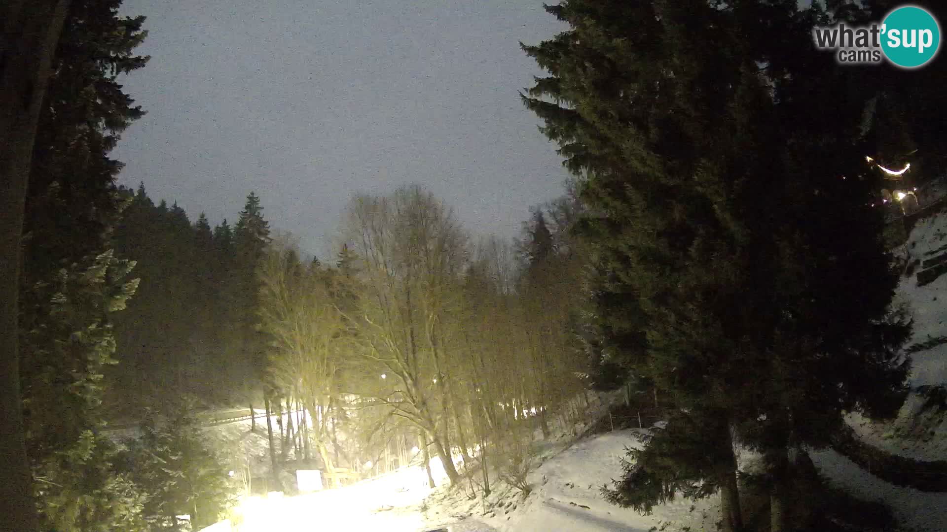 Spletna kamera Spalona – tekaški center v živo planine Bystrzyckie