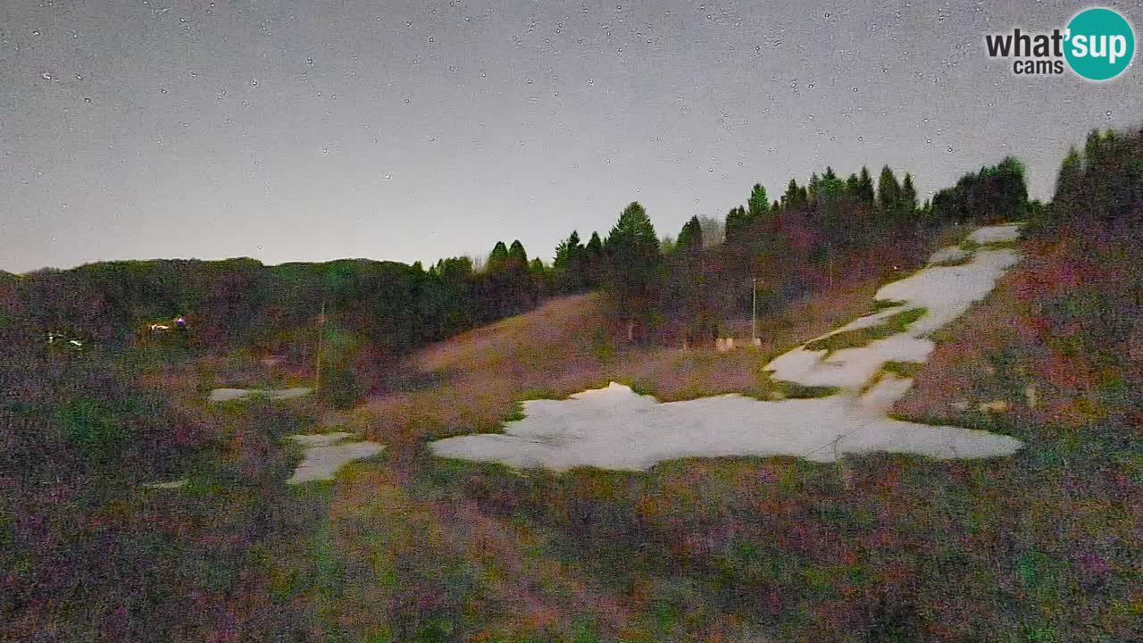 Spletna kamera Smučišče Senožeta – smučarsko središče v Srednji vasi pri Bohinju