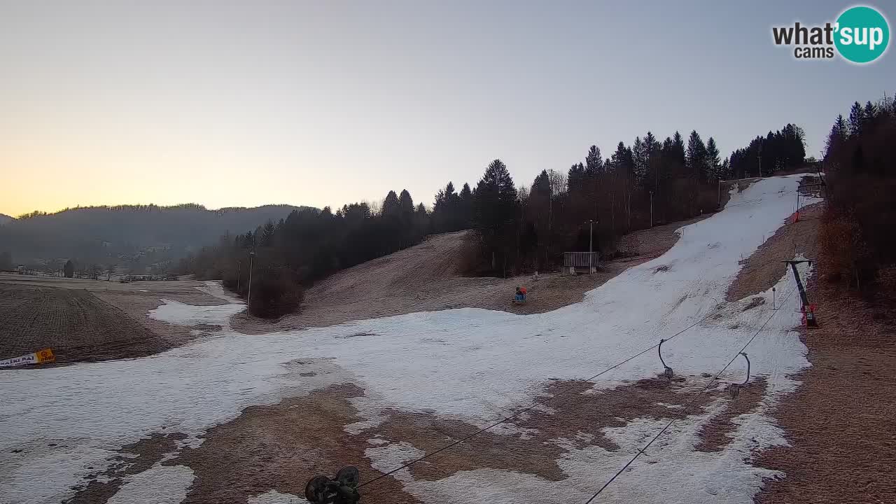 Webcam Smučišče Senožeta – Skigebiet in Srednja Vas bei Bohinj