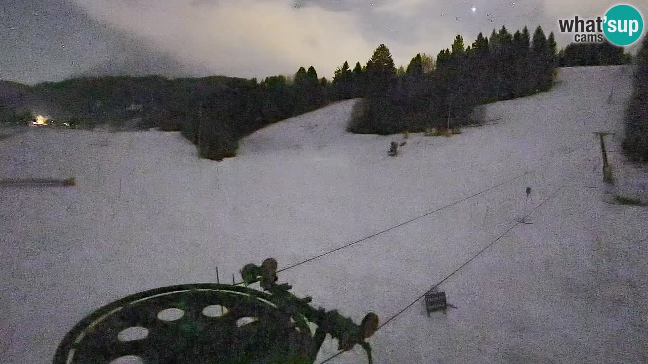 Webcam Smučišče Senožeta – Skigebiet in Srednja Vas bei Bohinj