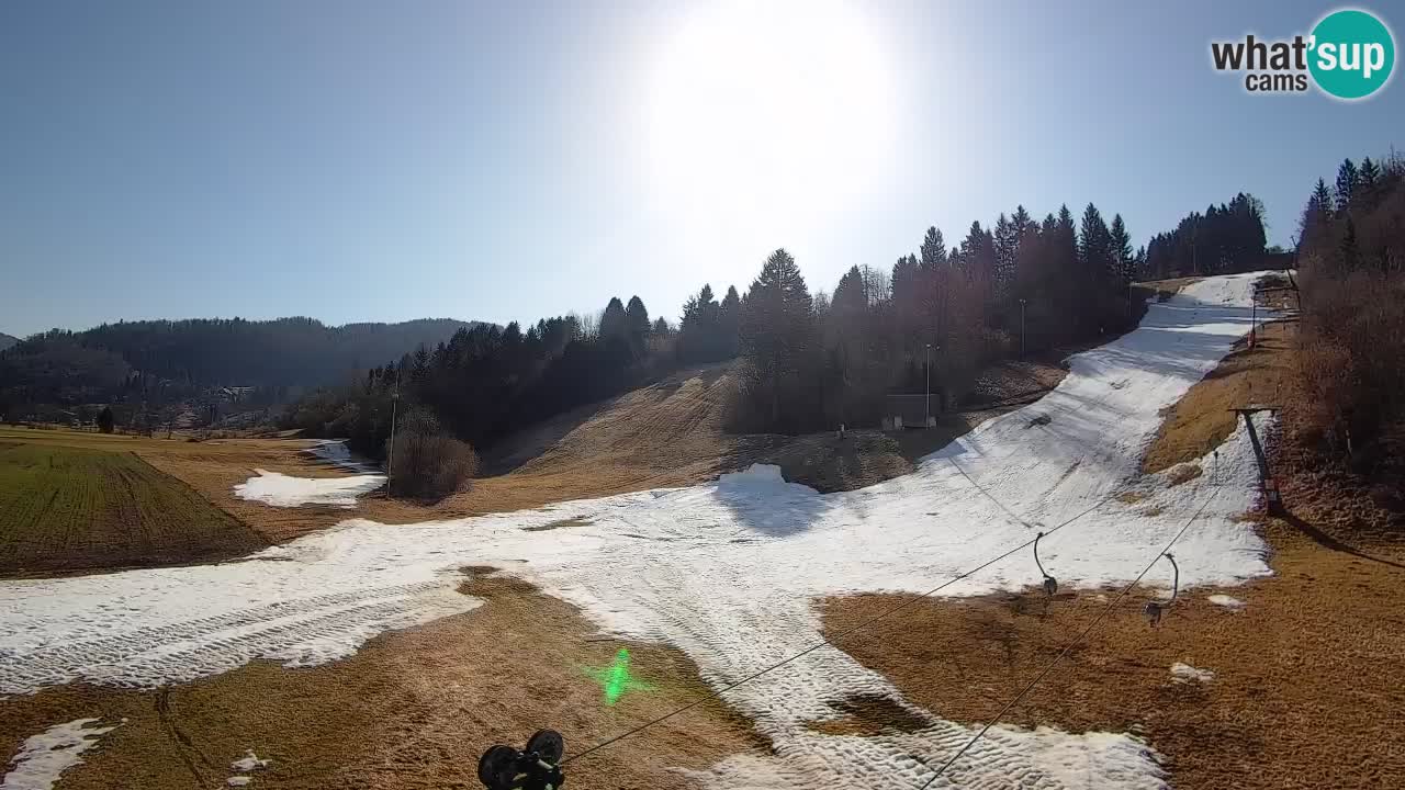 Spletna kamera Smučišče Senožeta – smučarsko središče v Srednji vasi pri Bohinju