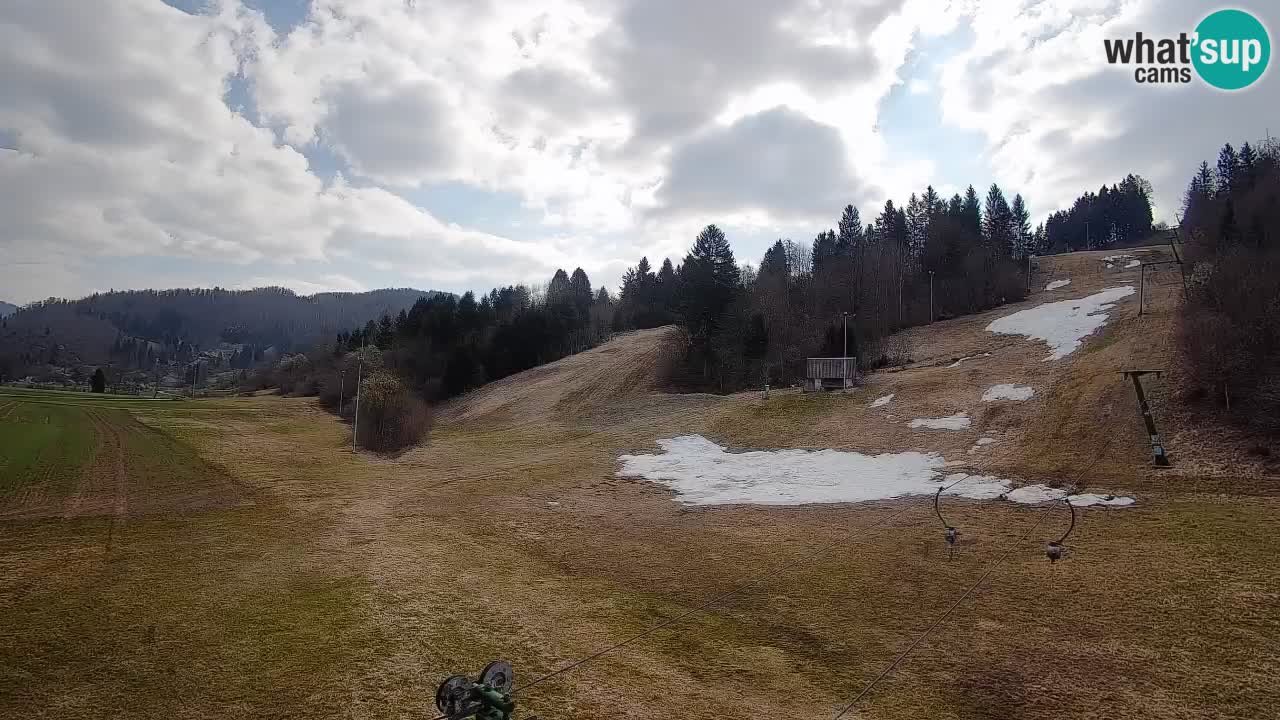 Spletna kamera Smučišče Senožeta – smučarsko središče v Srednji vasi pri Bohinju
